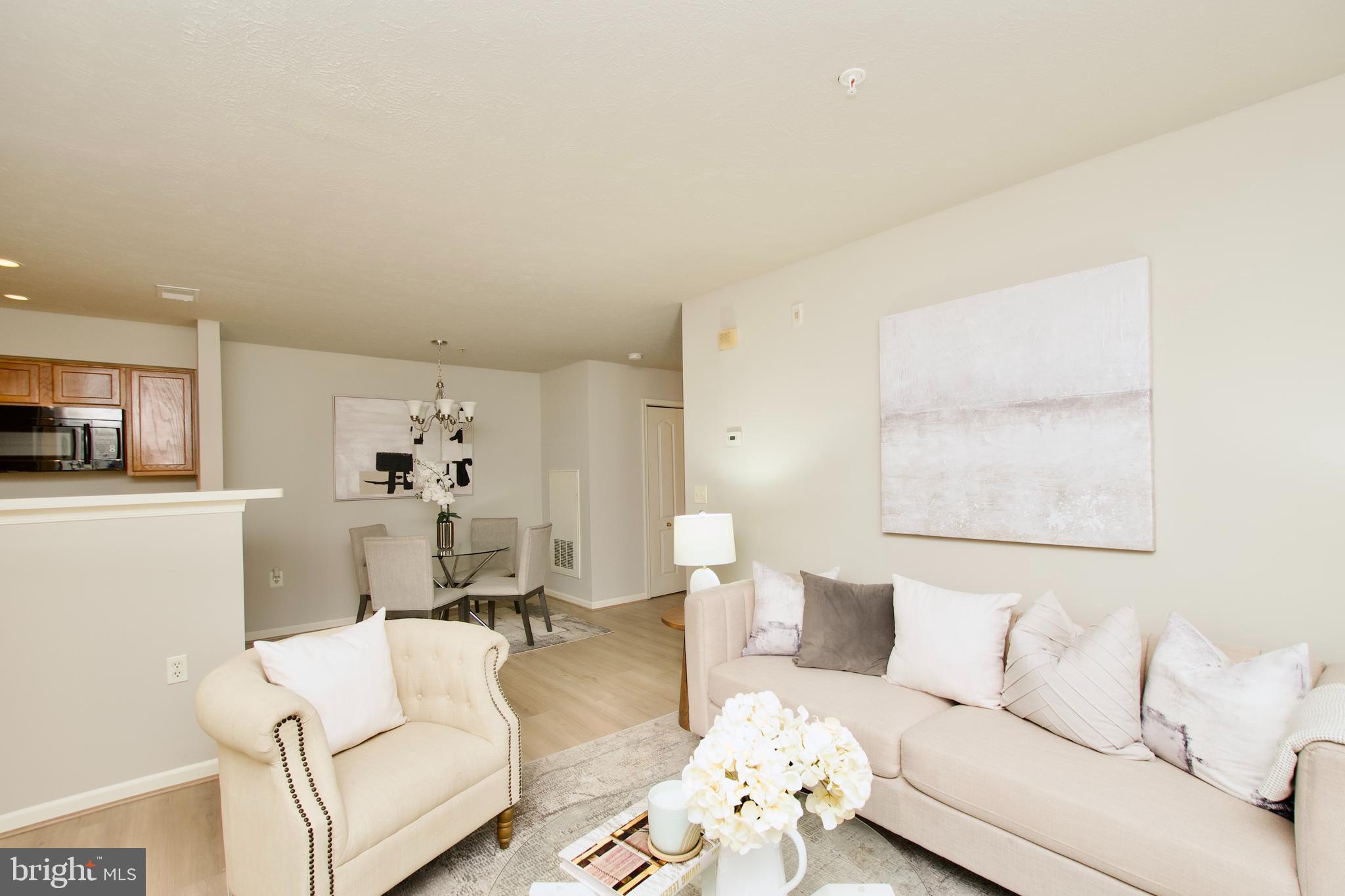 LARGO TOWN CENTER - Residential