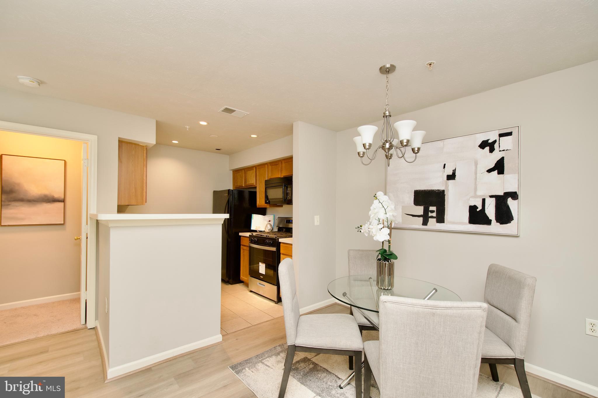 LARGO TOWN CENTER - Residential