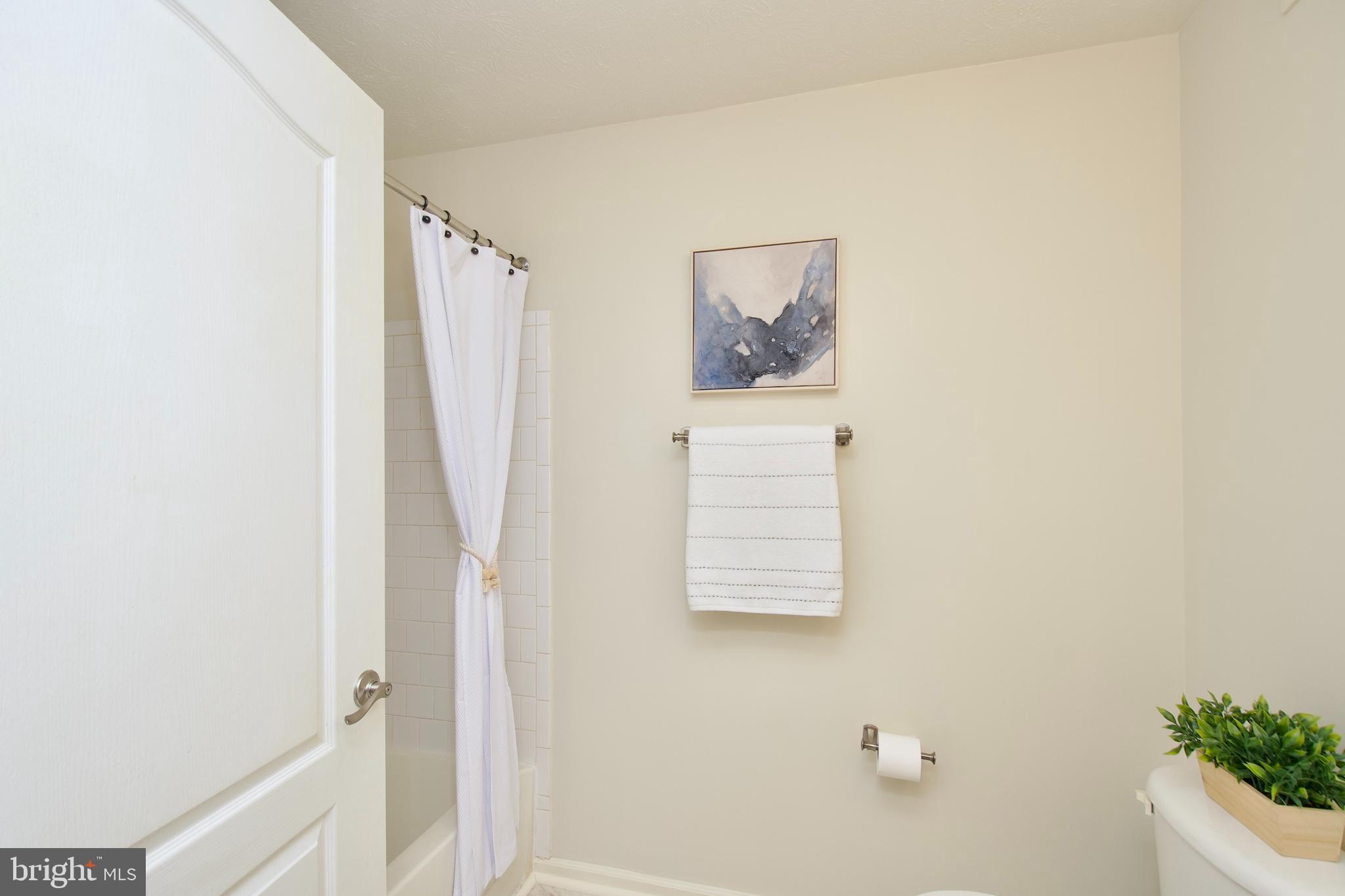 LARGO TOWN CENTER - Residential