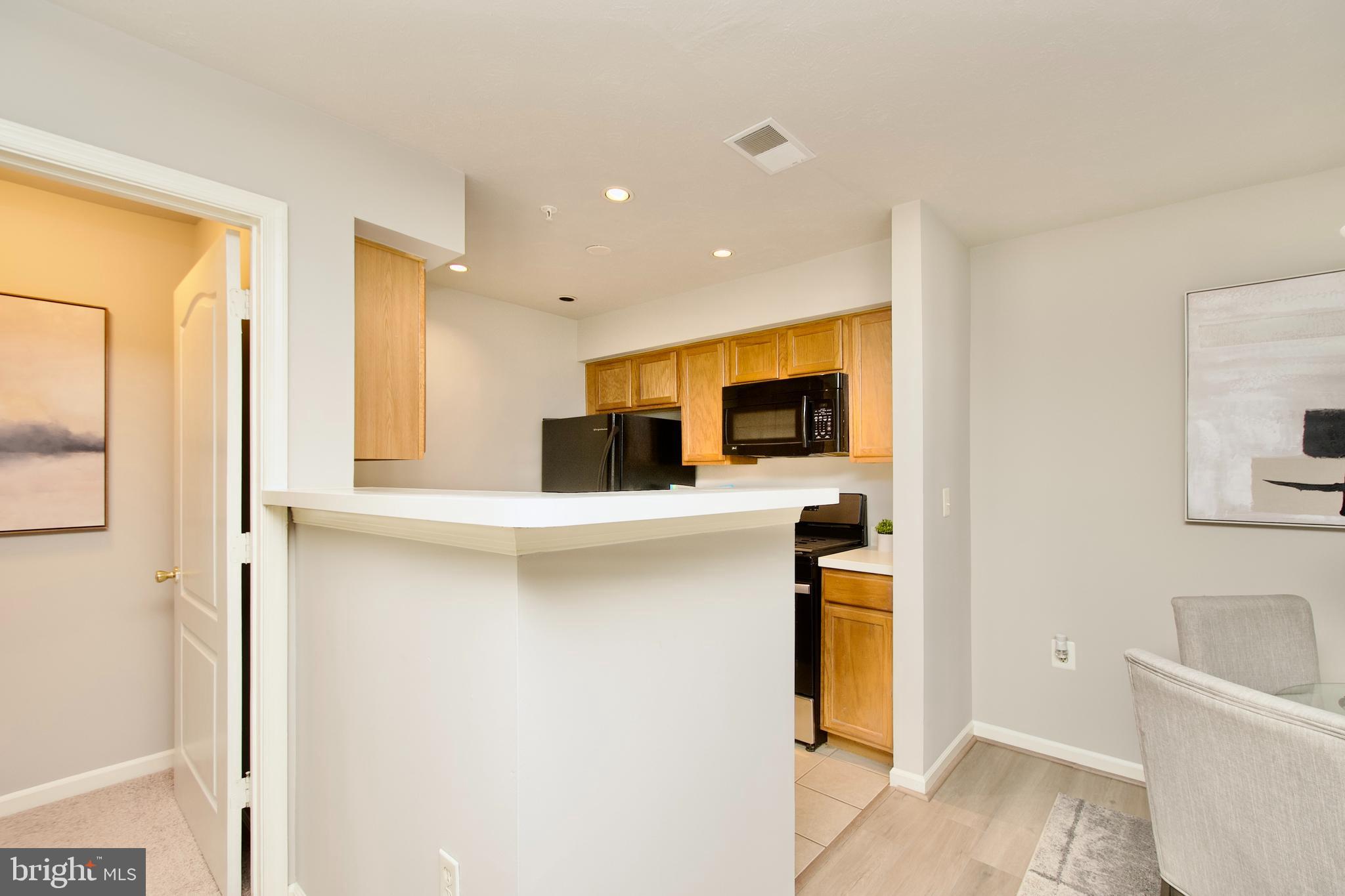 LARGO TOWN CENTER - Residential