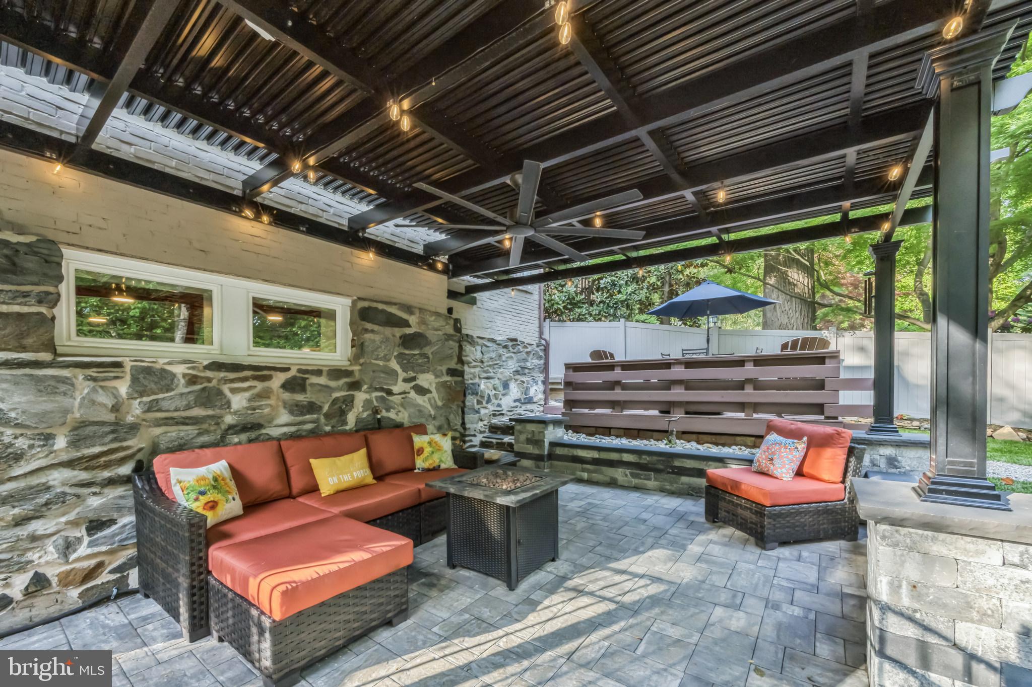 700 PINE RIDGE ROAD