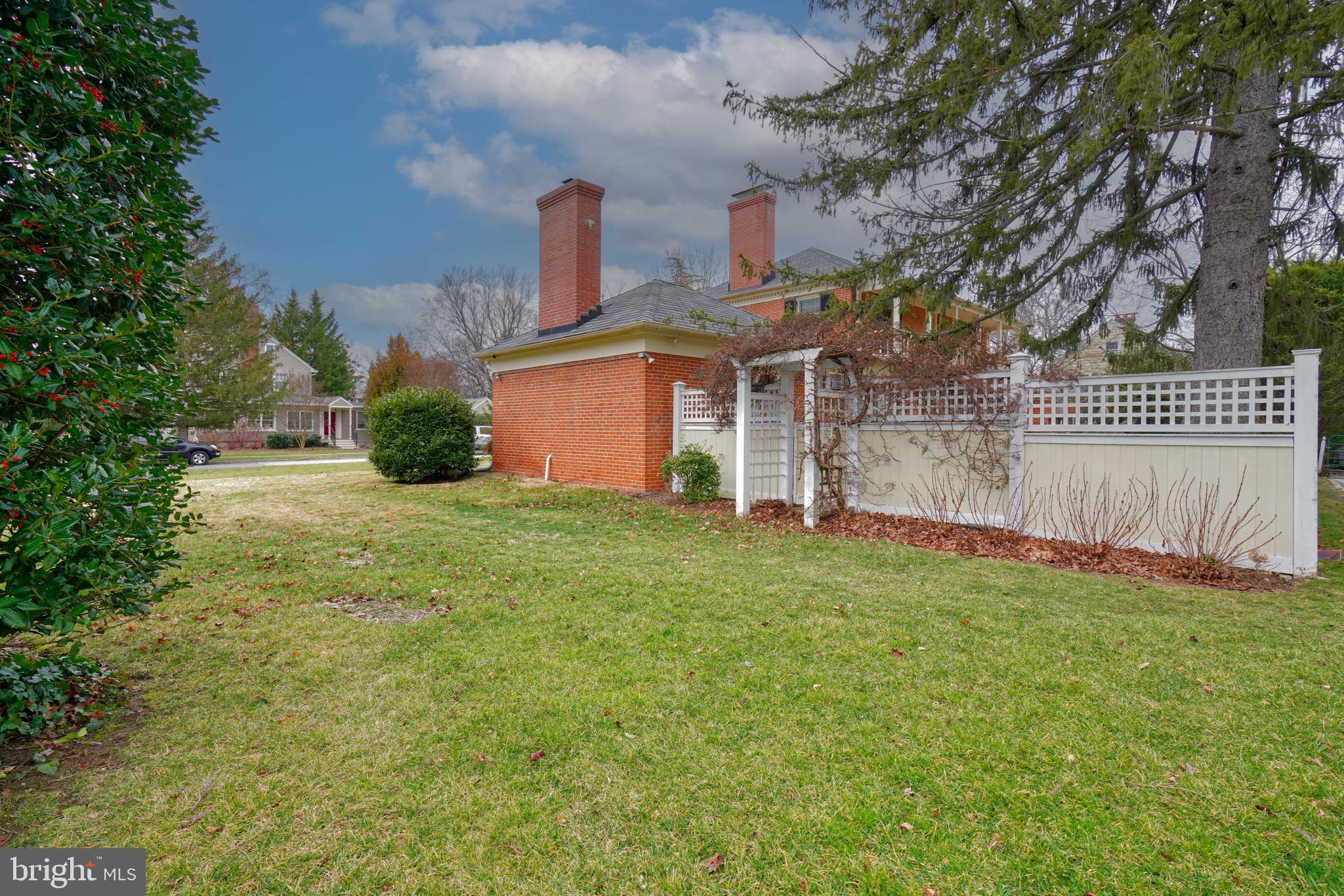 PINEHURST - Residential