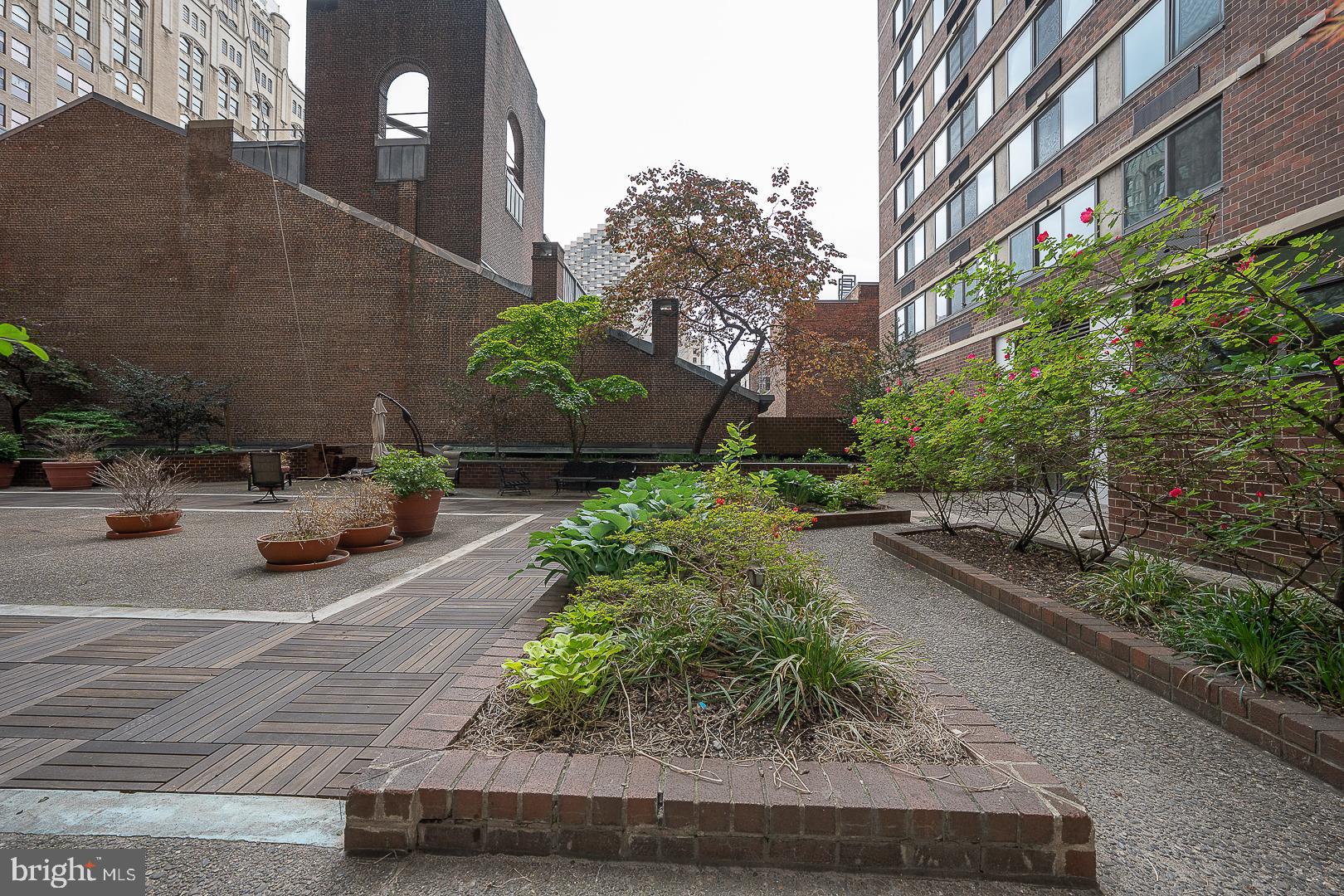 CENTER CITY - Residential