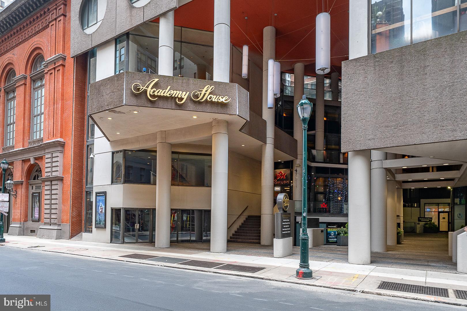 CENTER CITY - Residential