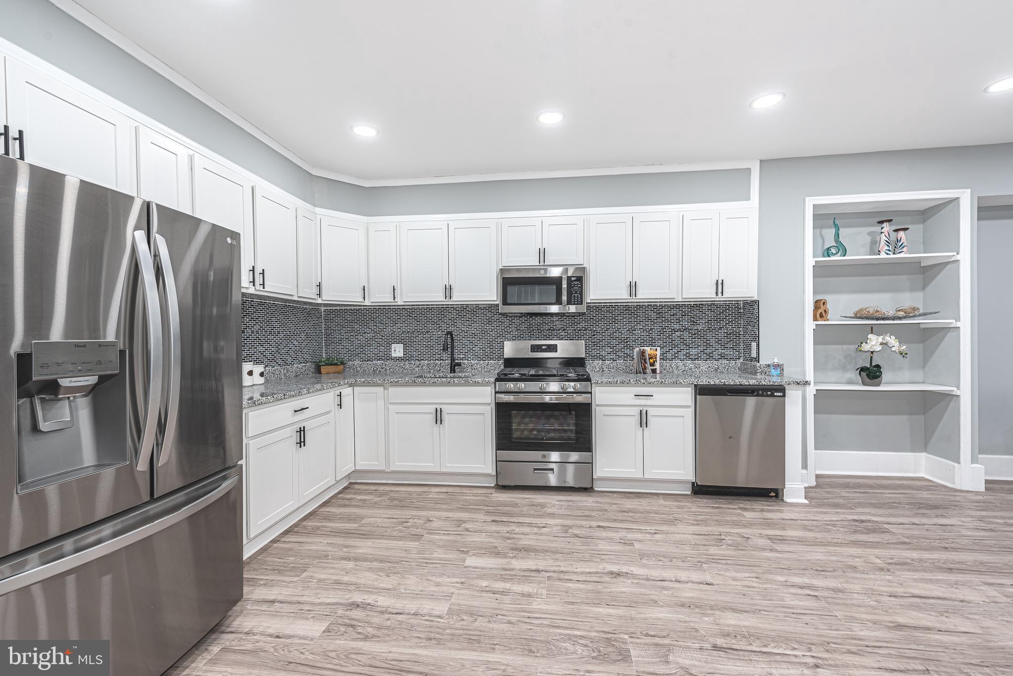 ARLINGTON - Residential