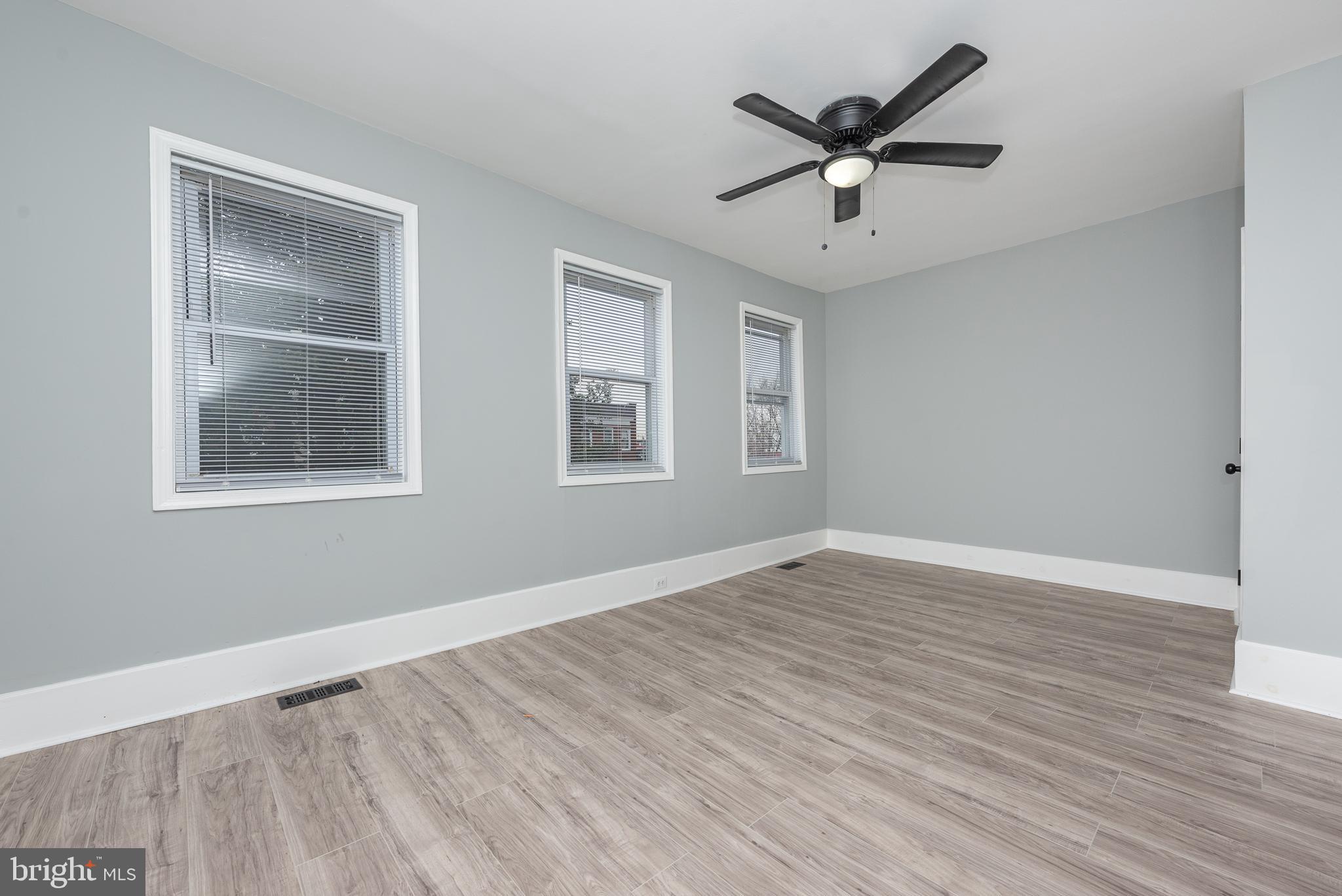 ARLINGTON - Residential