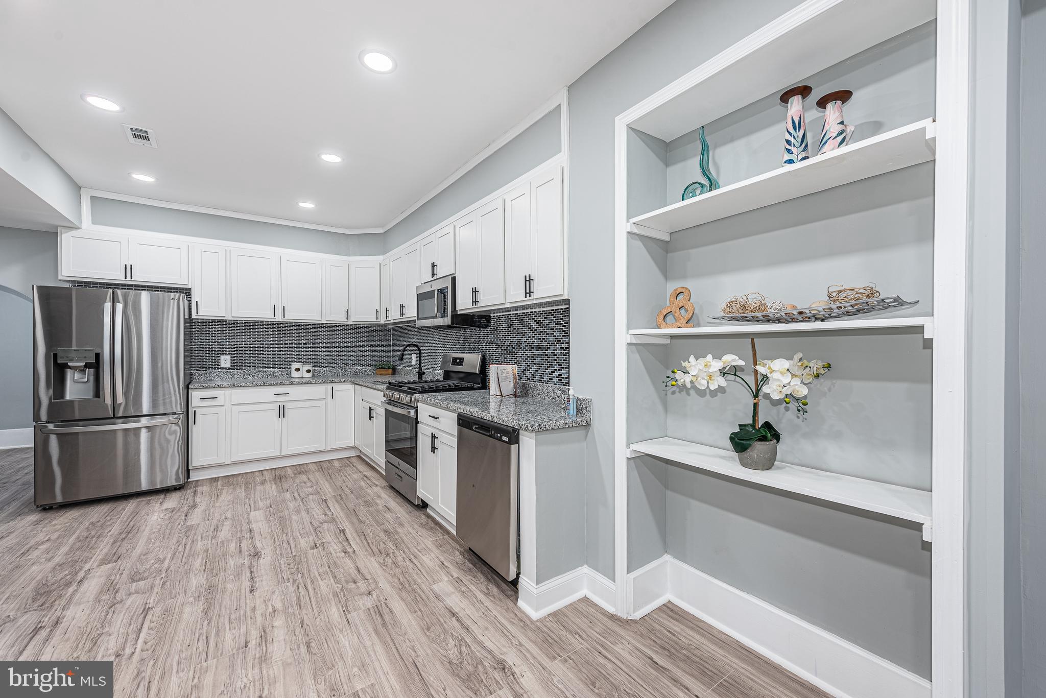 ARLINGTON - Residential