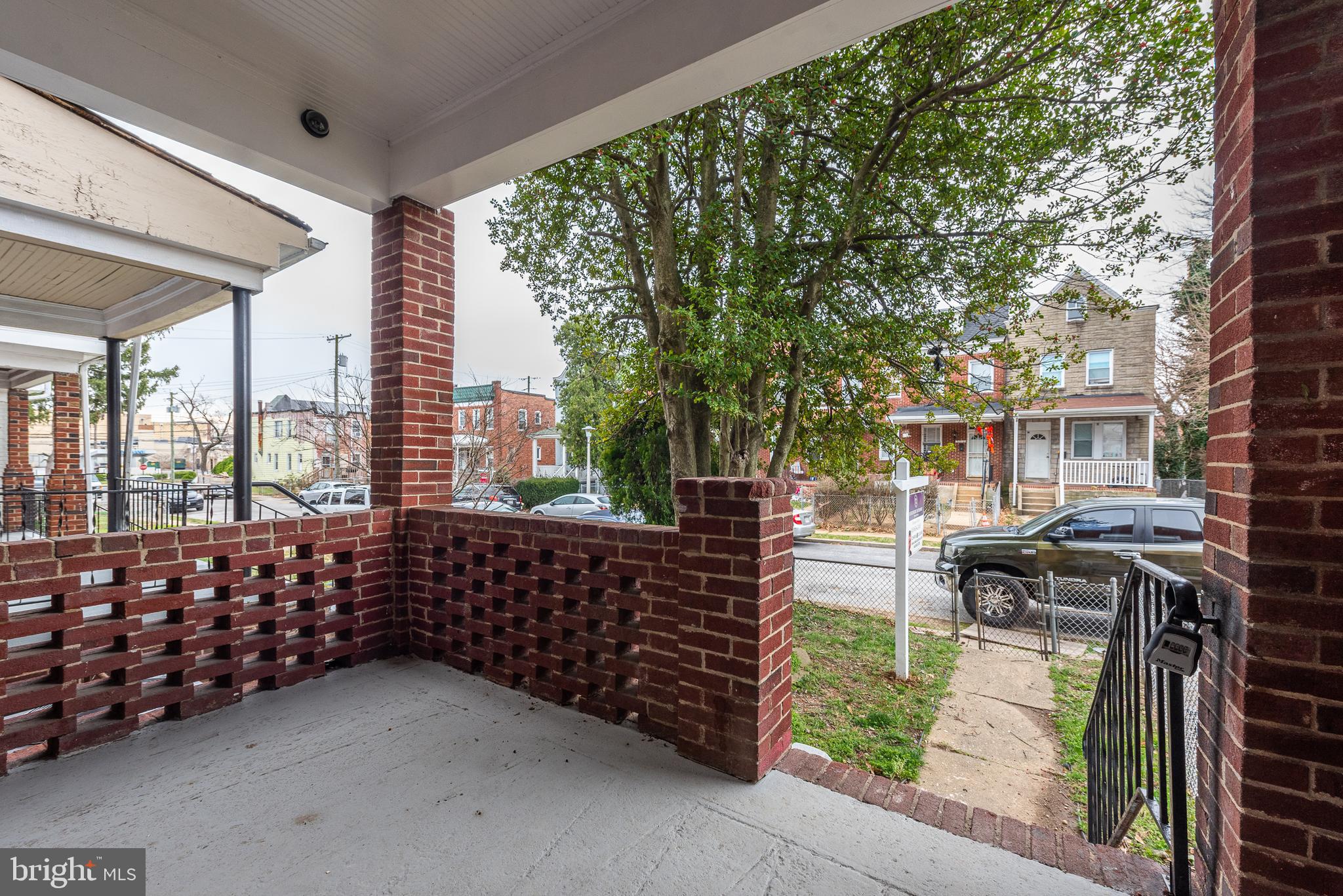 ARLINGTON - Residential