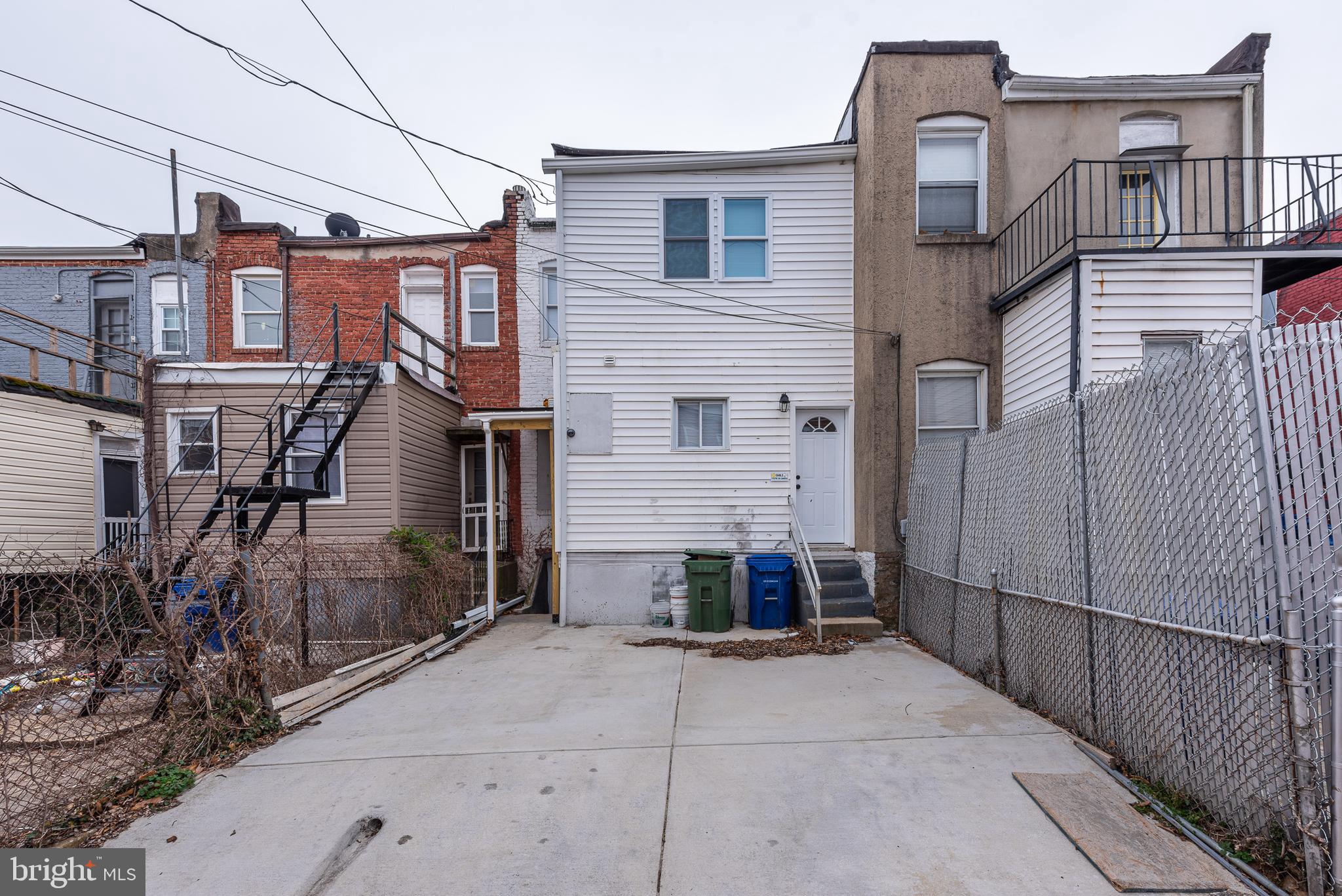 ARLINGTON - Residential