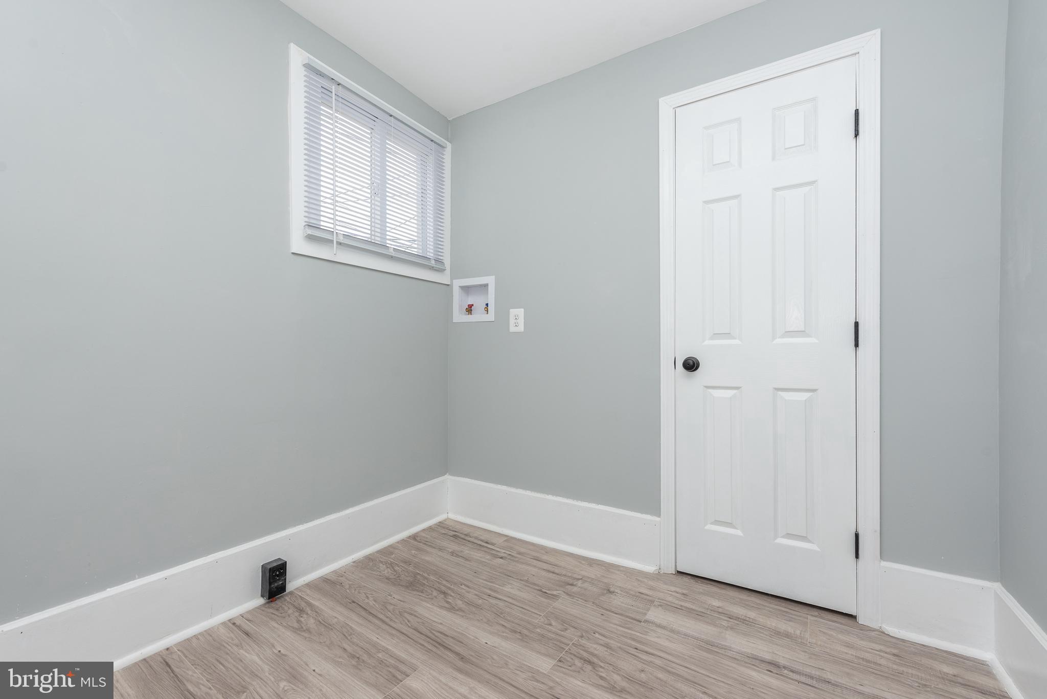 ARLINGTON - Residential