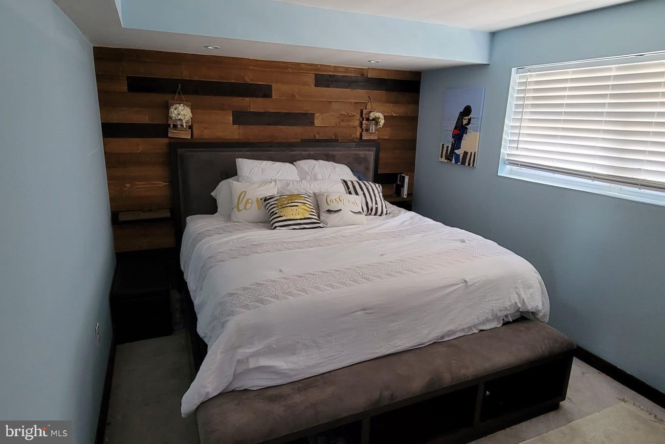 PENNYTON ESTATES - Residential Lease