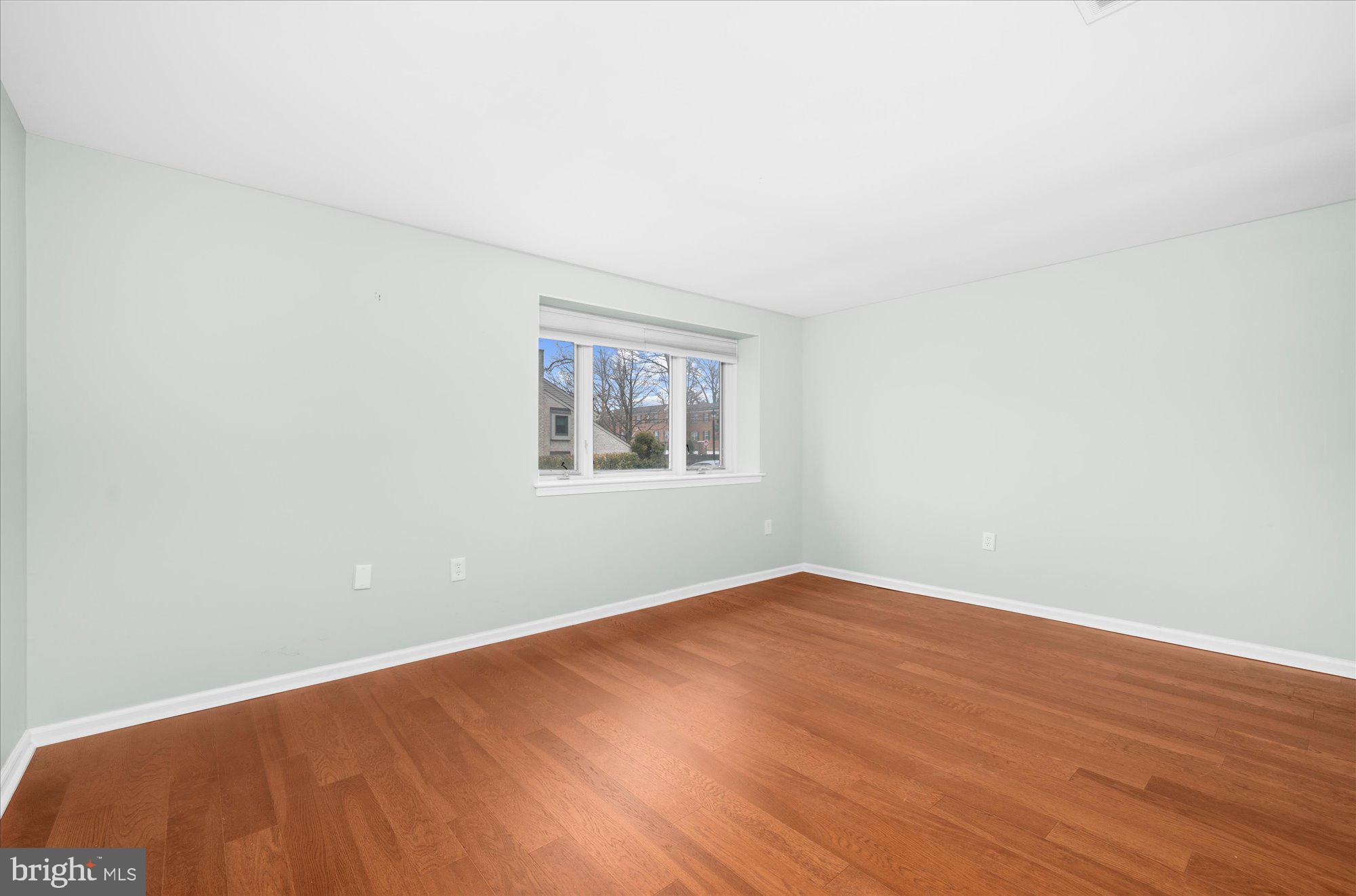 BRYN MAWR - Residential