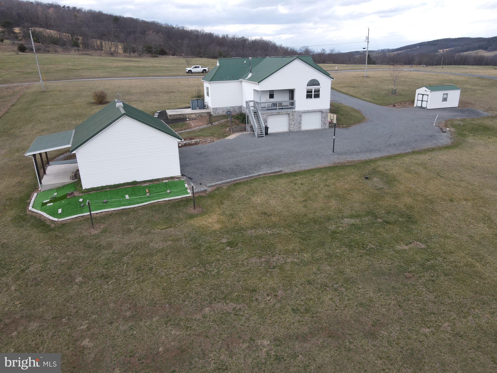 LOST MOUNTAIN - Residential