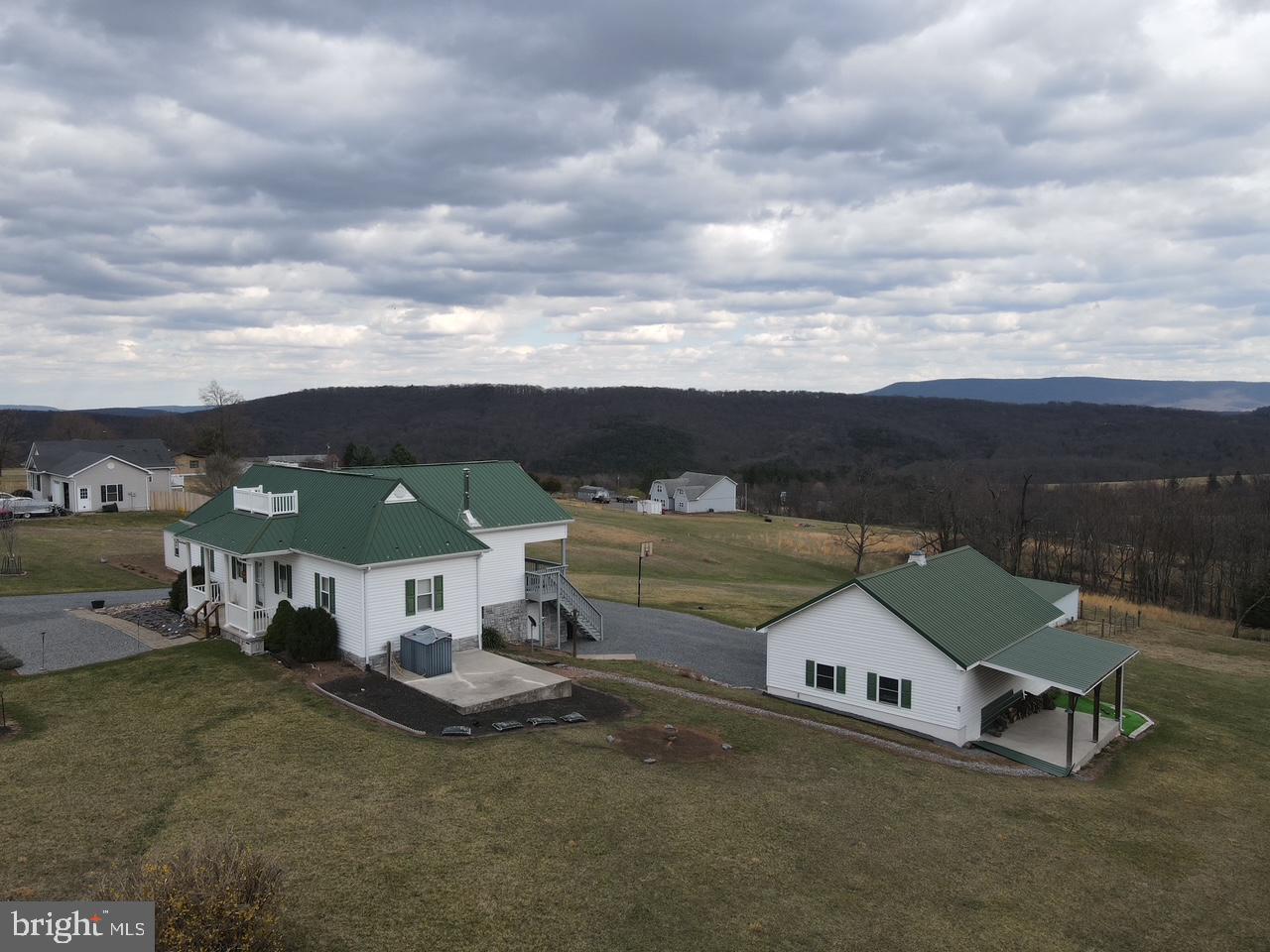 LOST MOUNTAIN - Residential