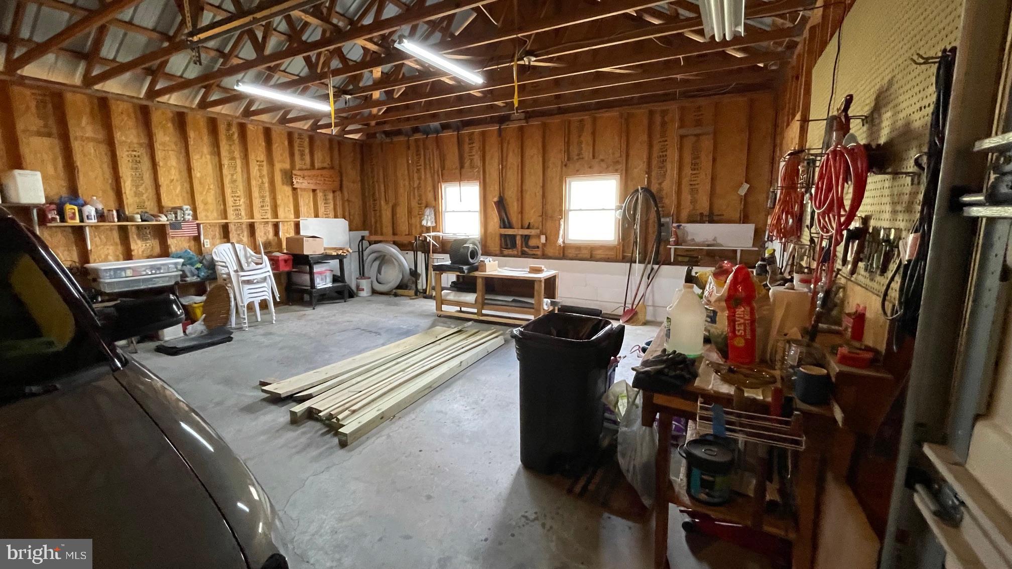 LOST MOUNTAIN - Residential