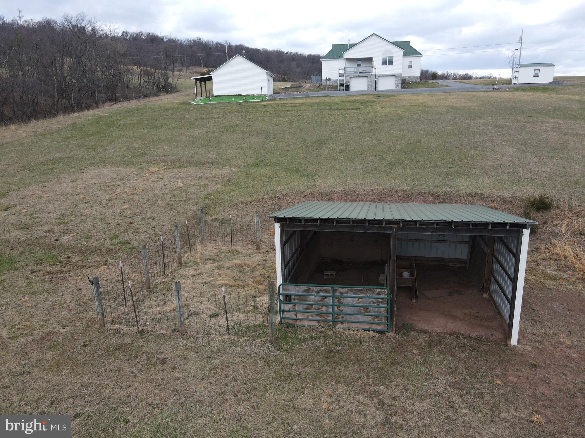 LOST MOUNTAIN - Residential