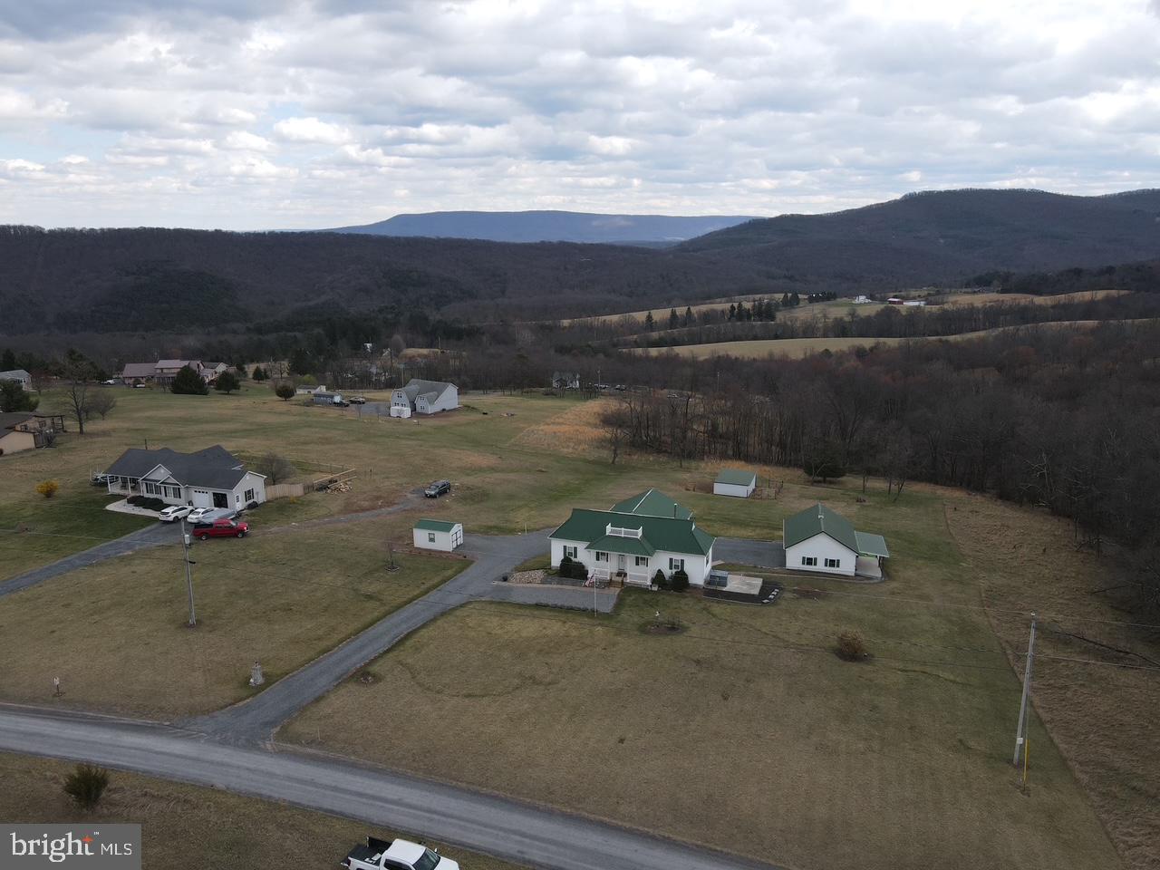 LOST MOUNTAIN - Residential