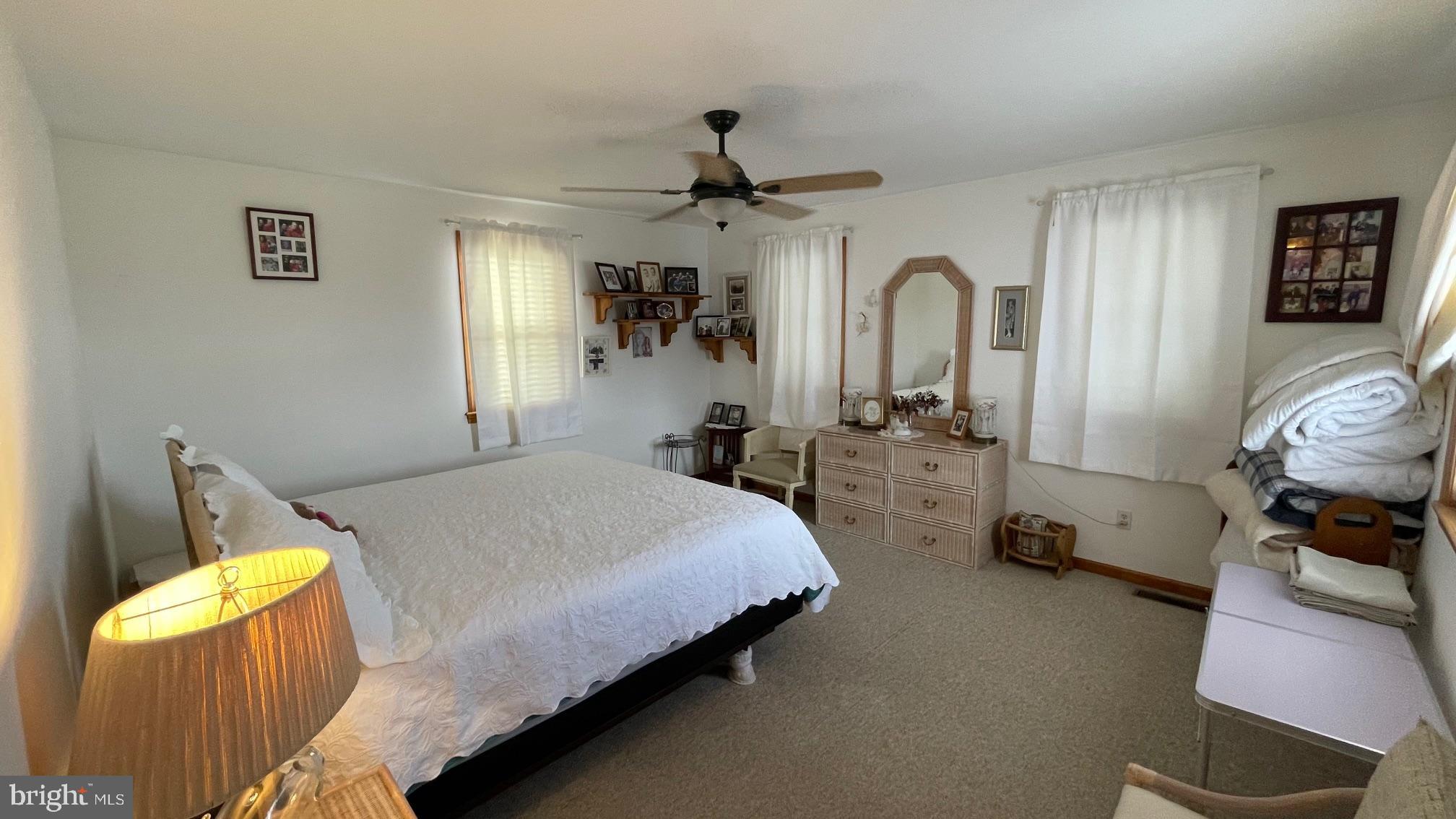 LOST MOUNTAIN - Residential