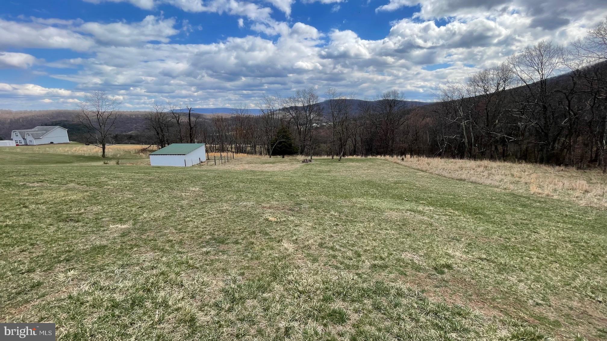 LOST MOUNTAIN - Residential