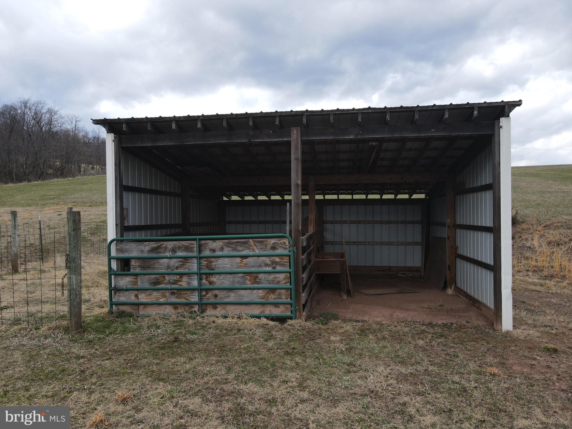 LOST MOUNTAIN - Residential