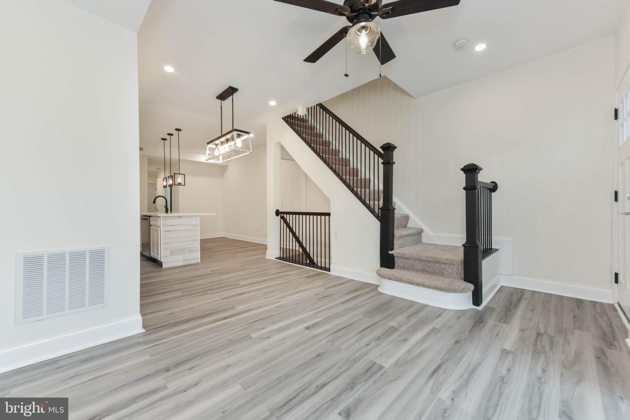 ROSEMONT - Residential Lease