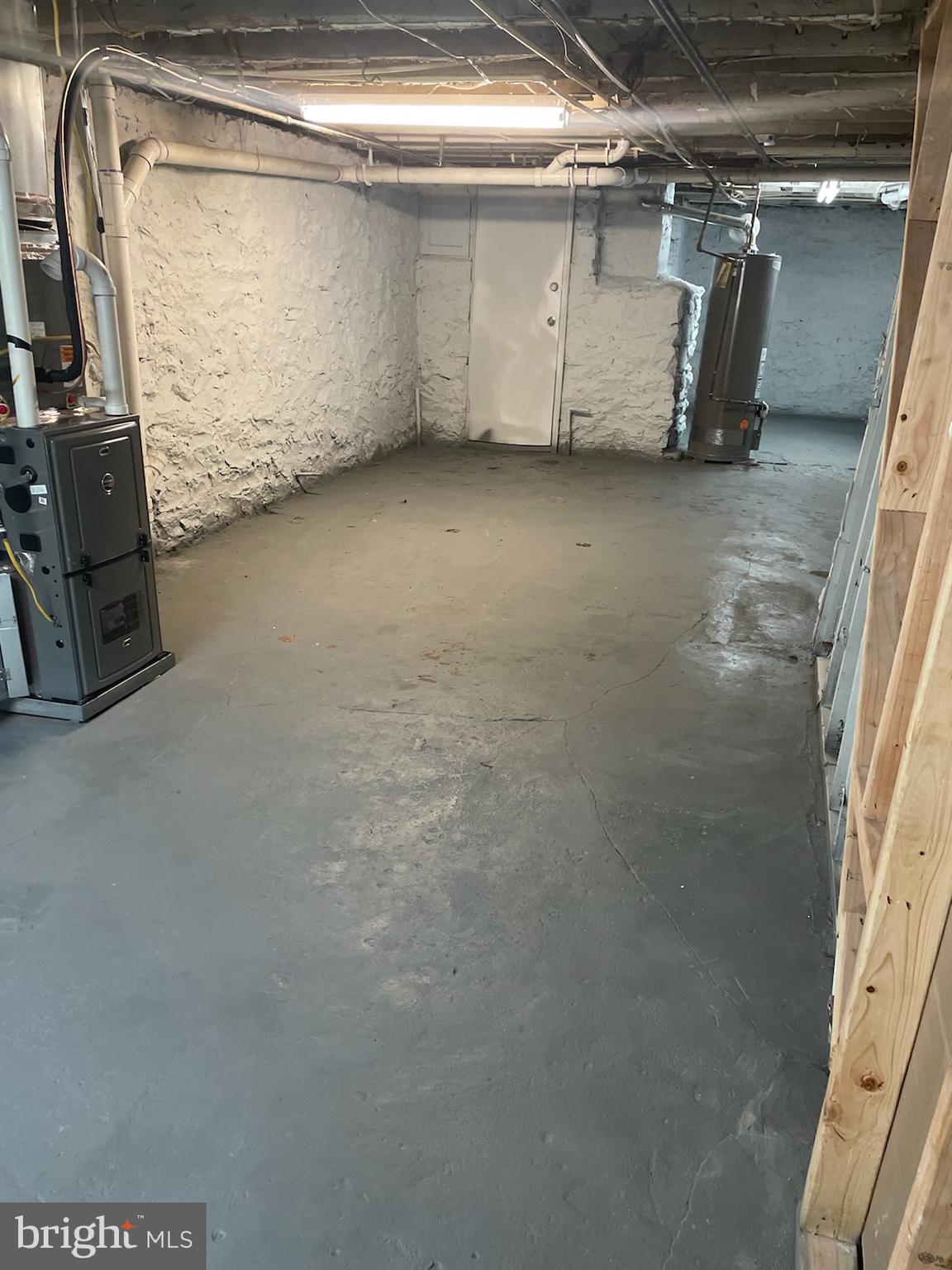 ROSEMONT - Residential Lease