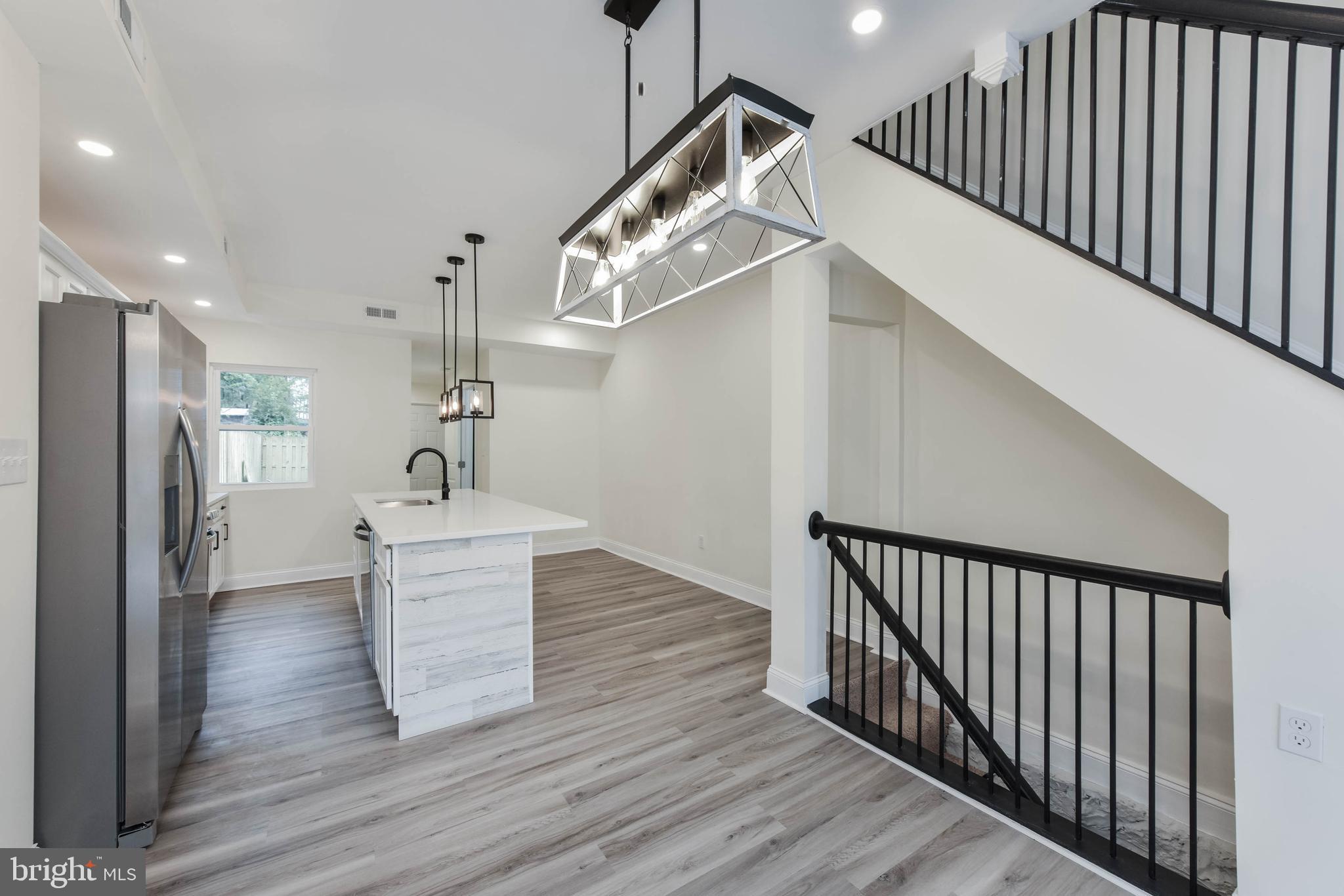 ROSEMONT - Residential Lease