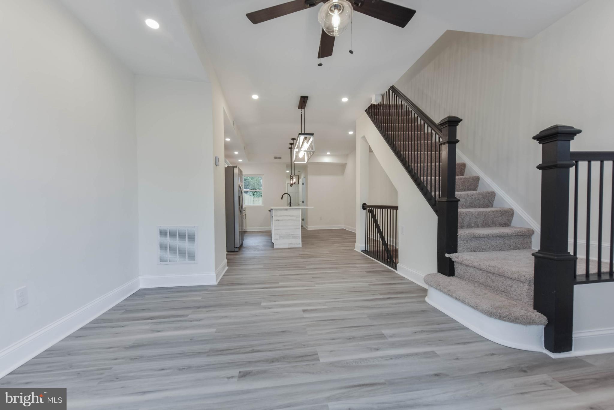 ROSEMONT - Residential Lease