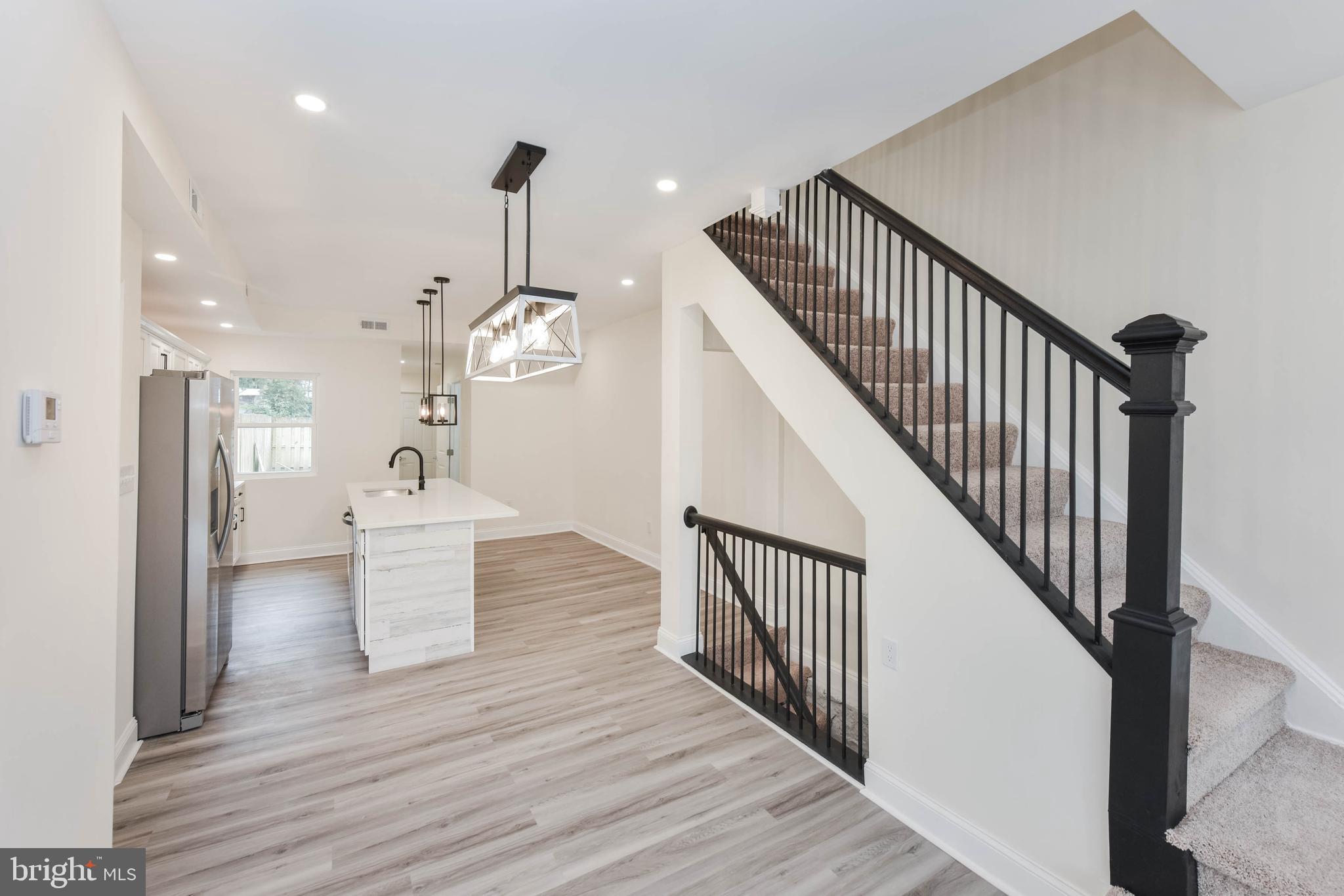 ROSEMONT - Residential Lease