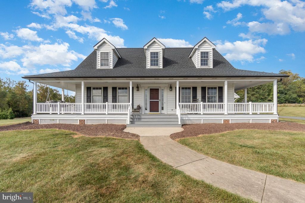 Photo of 33 Natures Way, Quarryville, PA 17566 (MLS # PALA2057516)