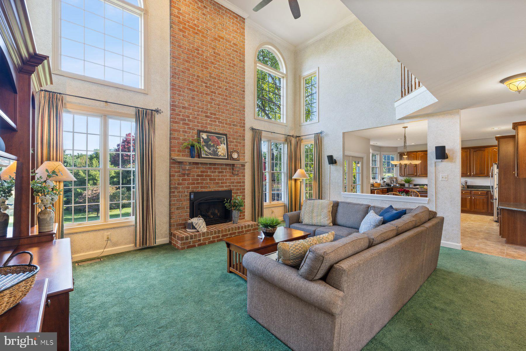 WINDY KNOLLS - Residential