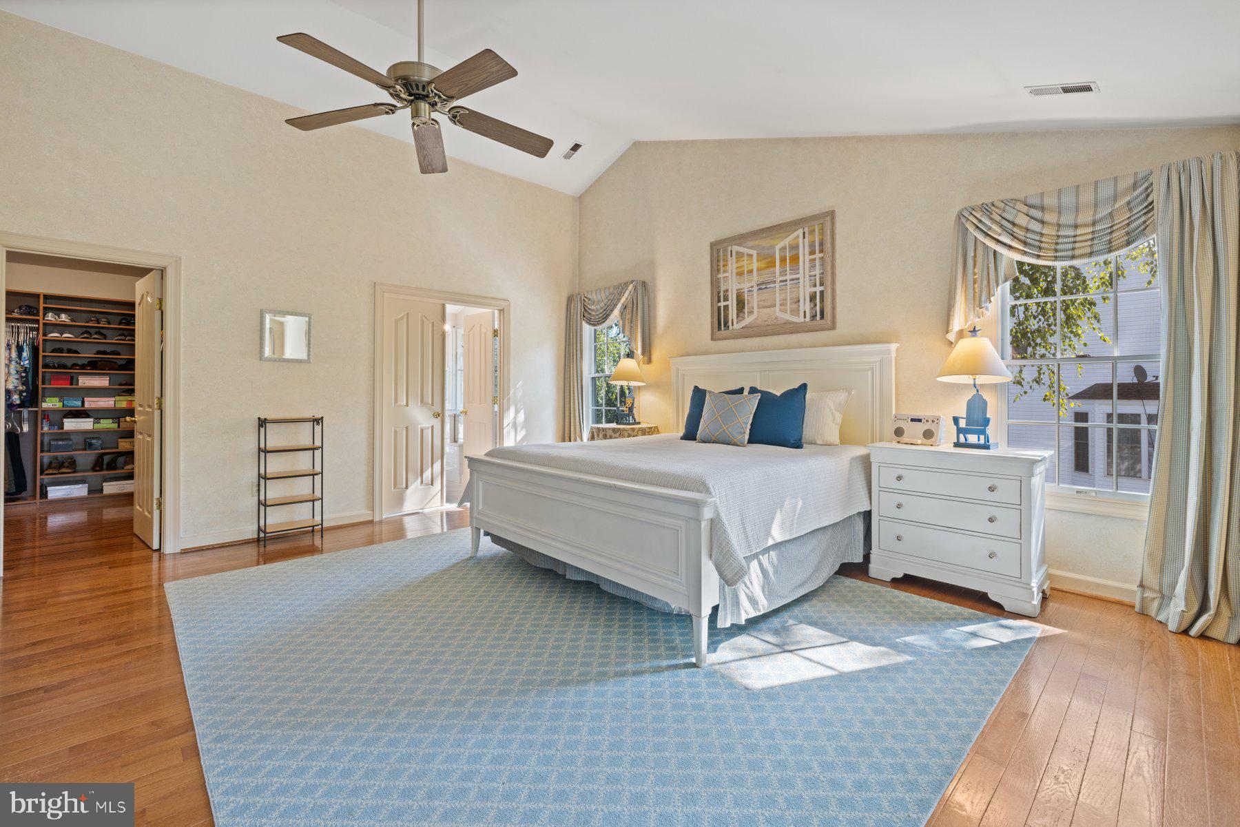 WINDY KNOLLS - Residential