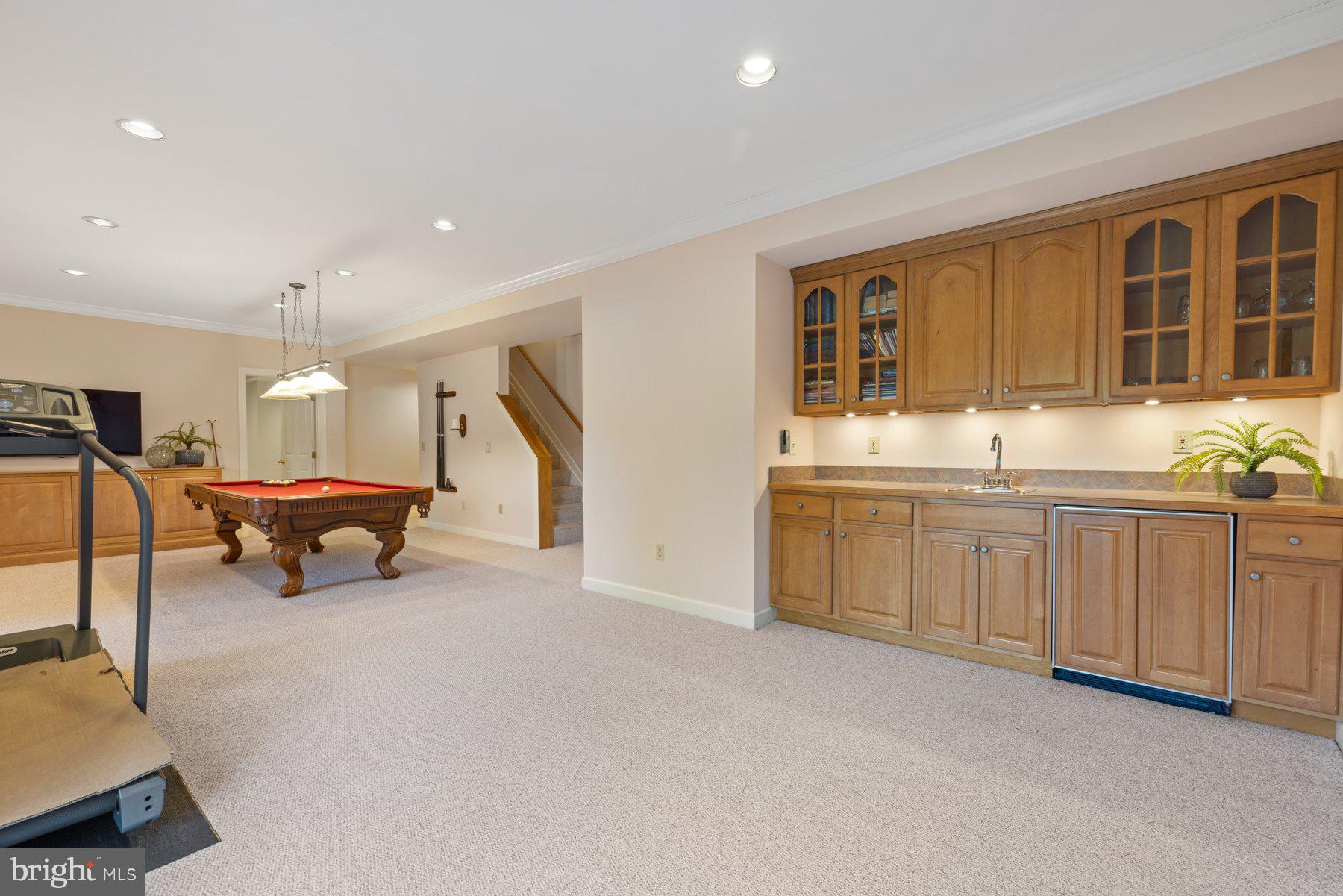 WINDY KNOLLS - Residential