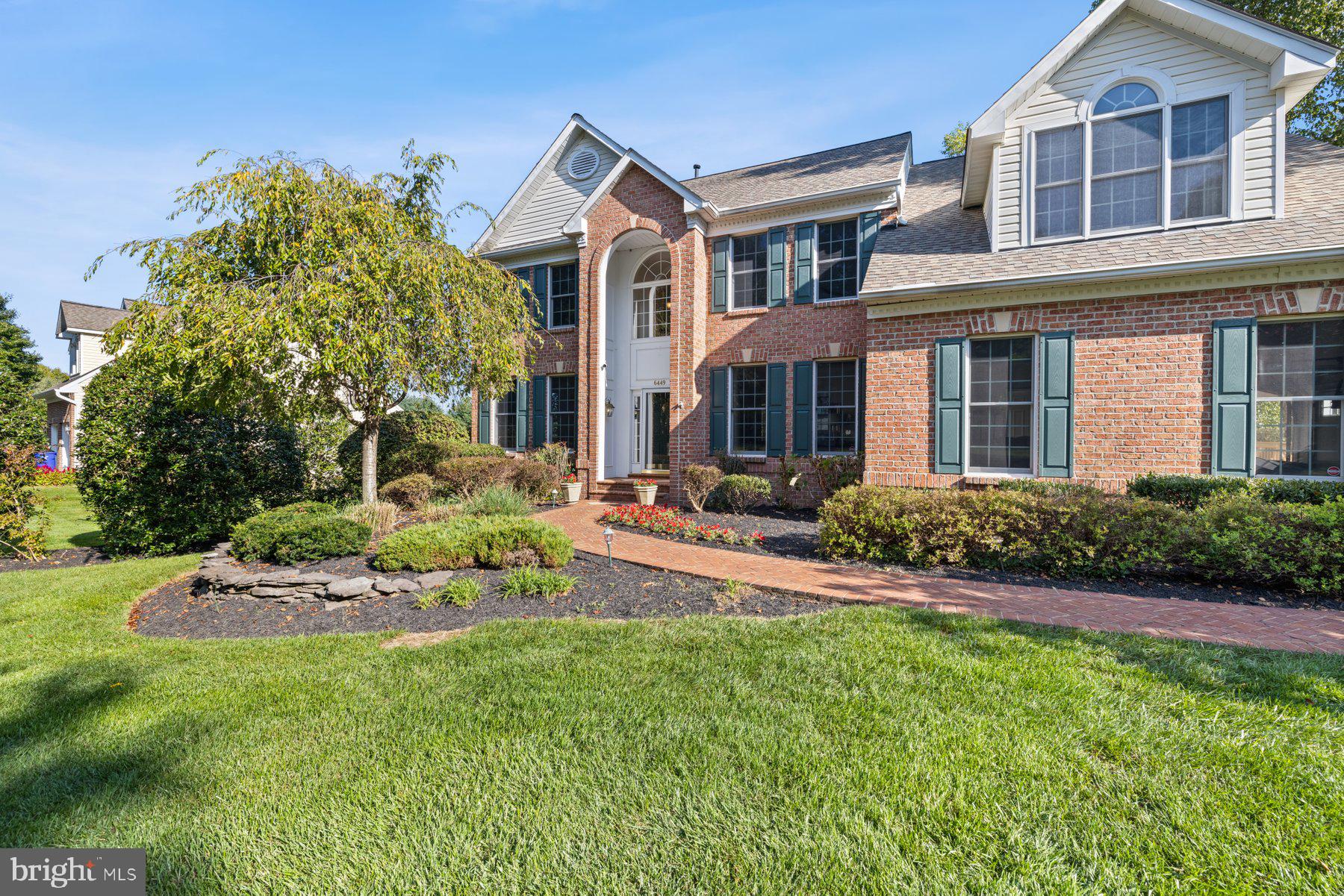 WINDY KNOLLS - Residential