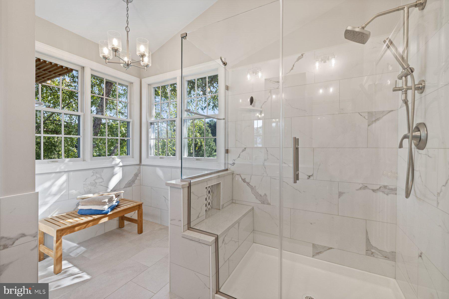 WINDY KNOLLS - Residential