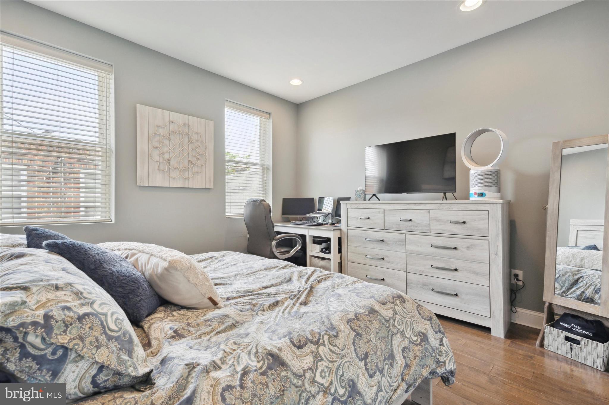 NEWBOLD - Residential Lease