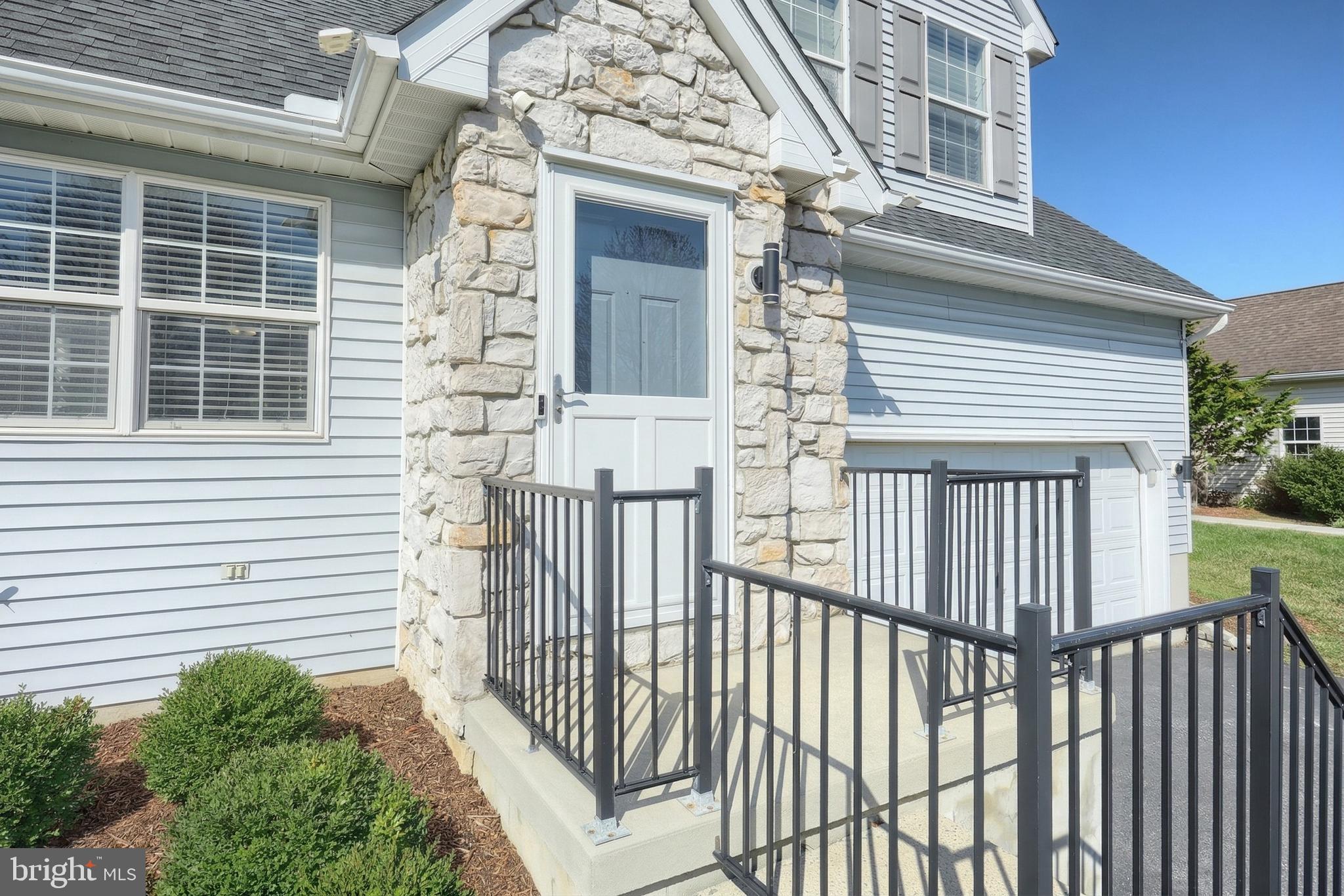 BLOSSOM HILL - Residential