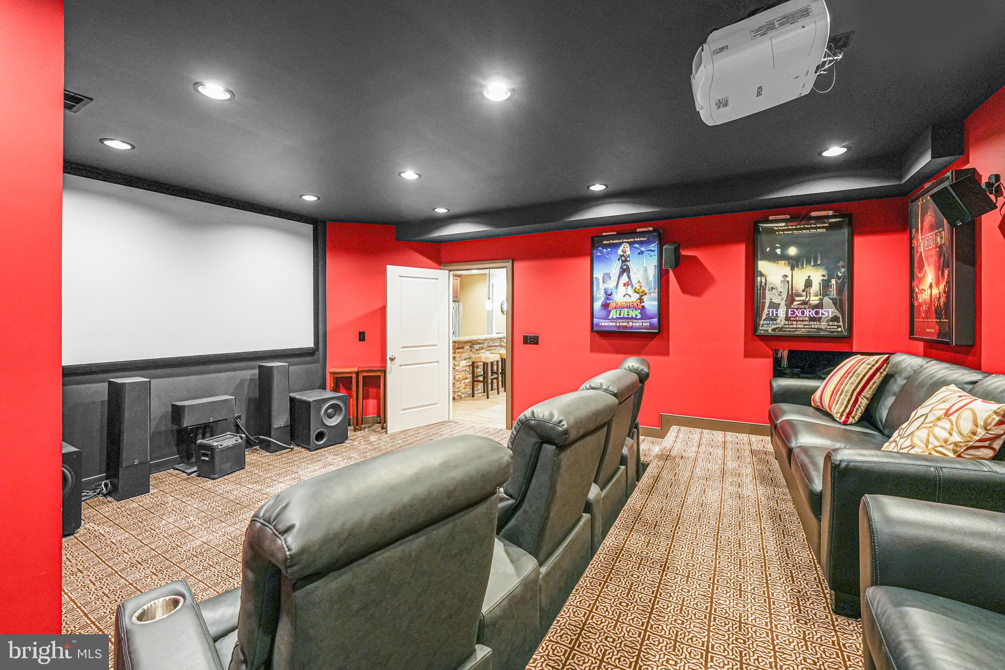 41150 WHITE CEDAR COURT