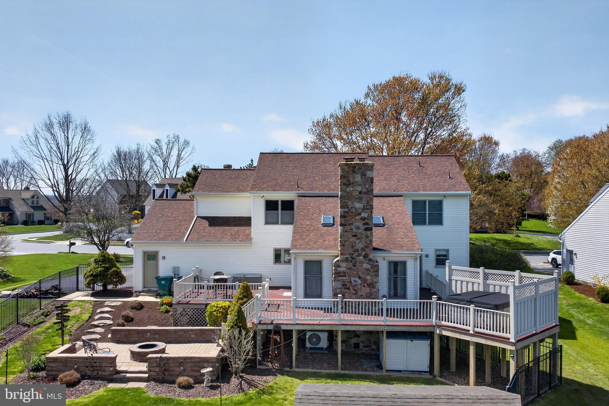 CHATHAM COMMONS - Residential