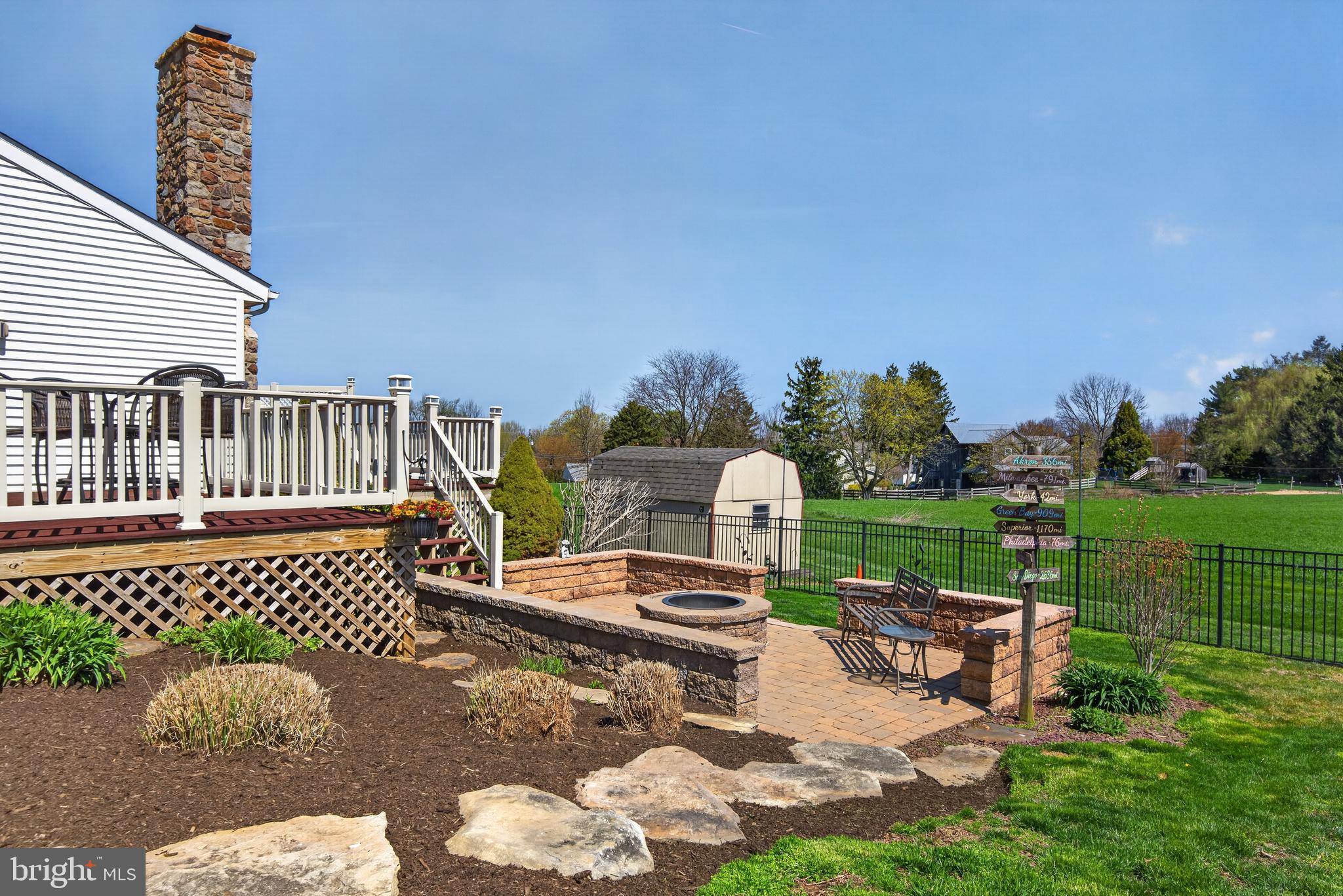 CHATHAM COMMONS - Residential