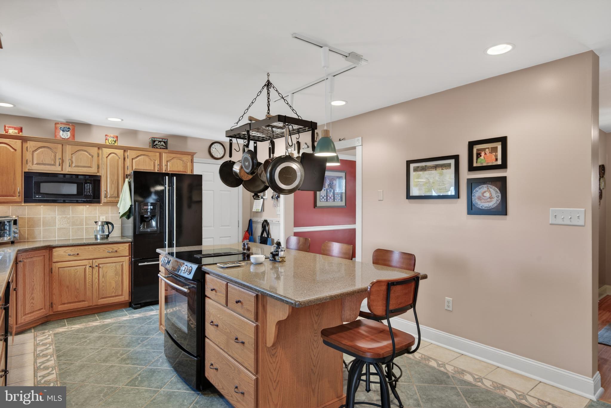 CHATHAM COMMONS - Residential