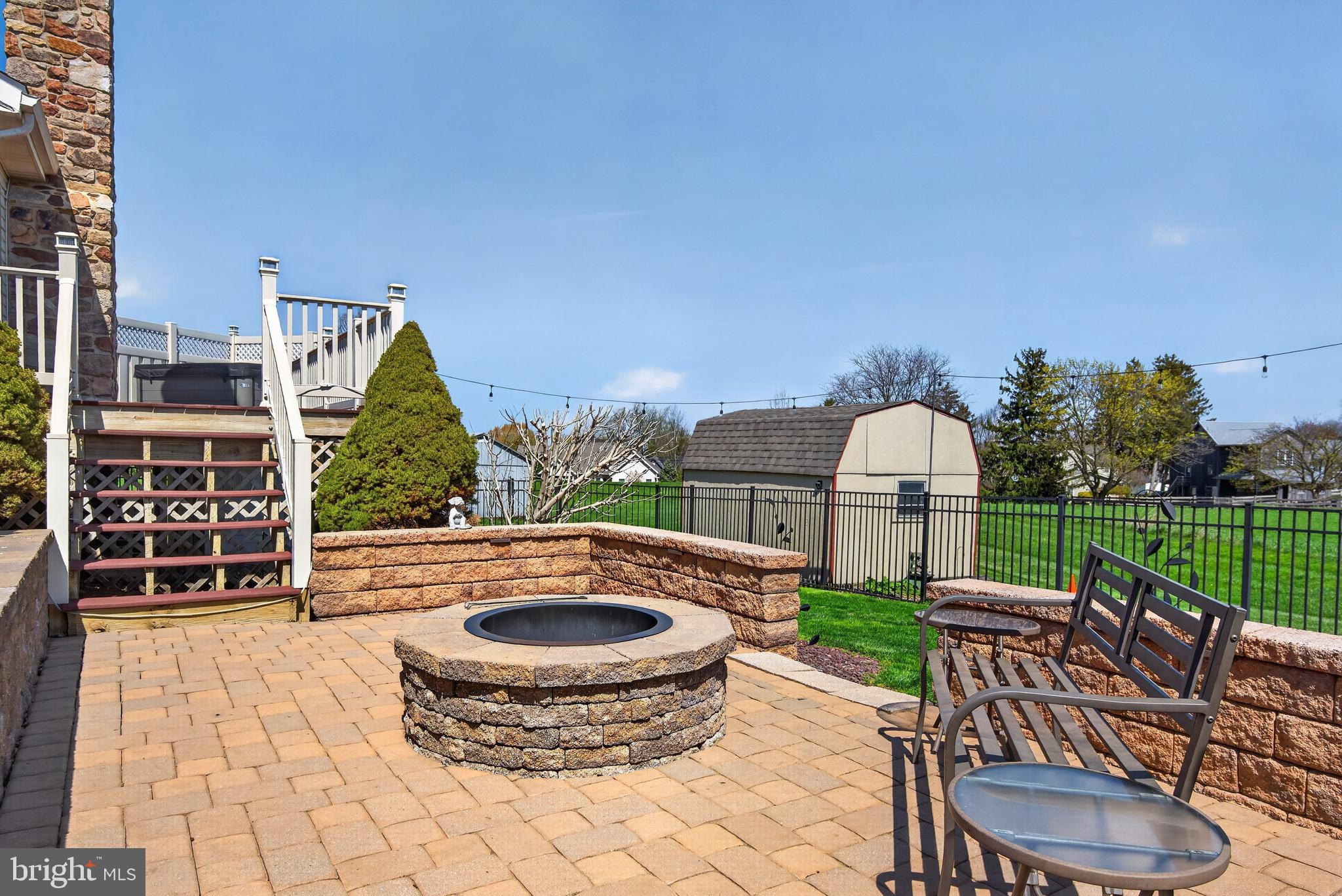 CHATHAM COMMONS - Residential