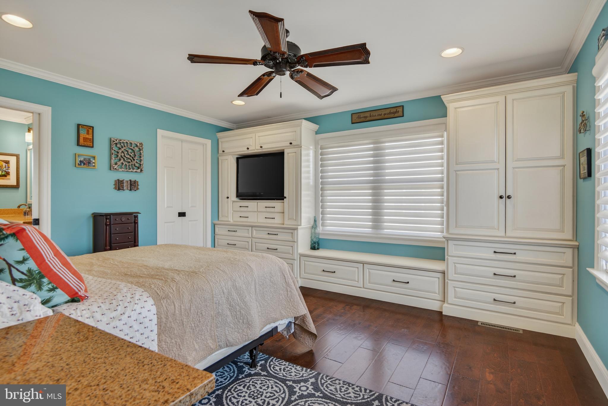 CHATHAM COMMONS - Residential