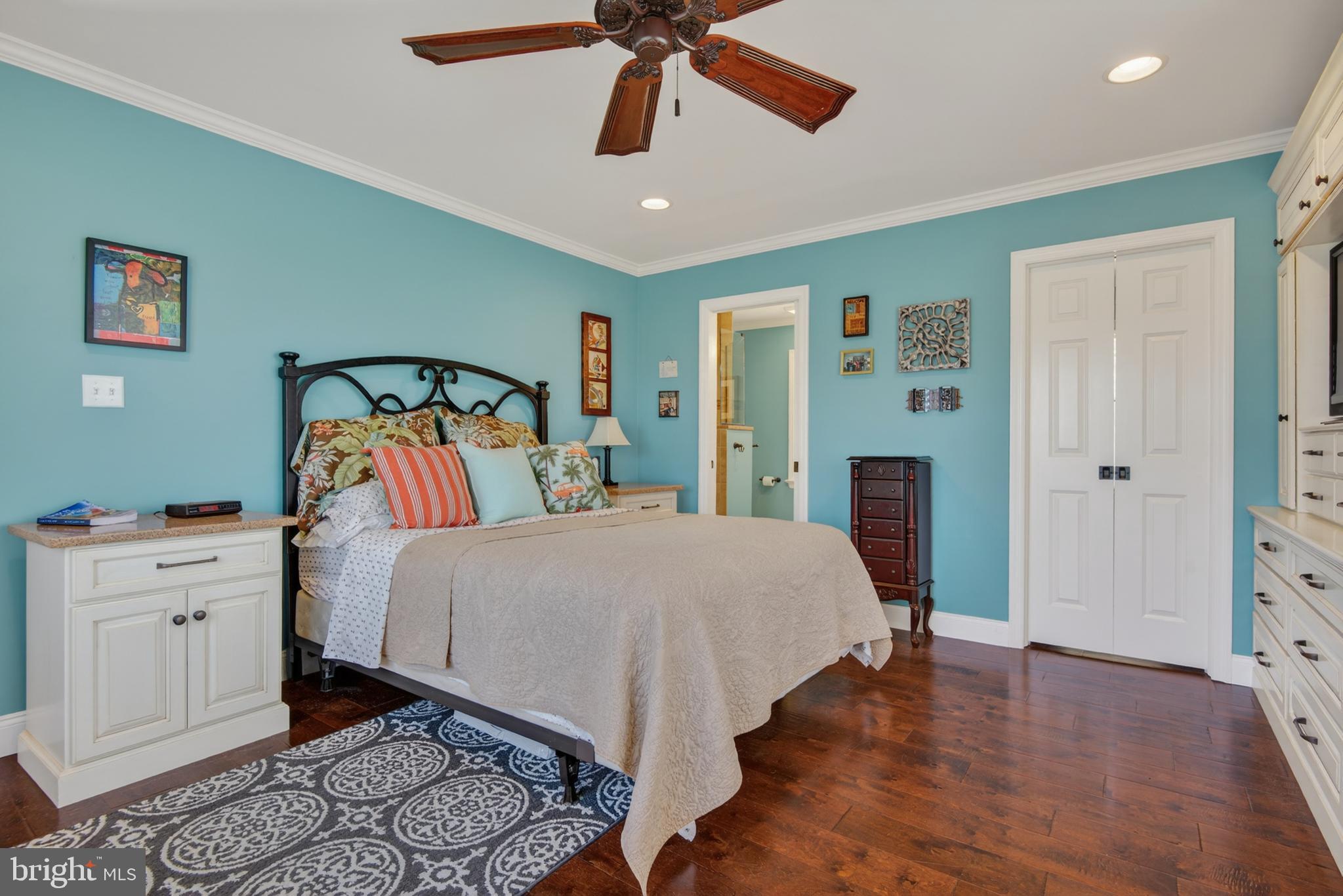 CHATHAM COMMONS - Residential