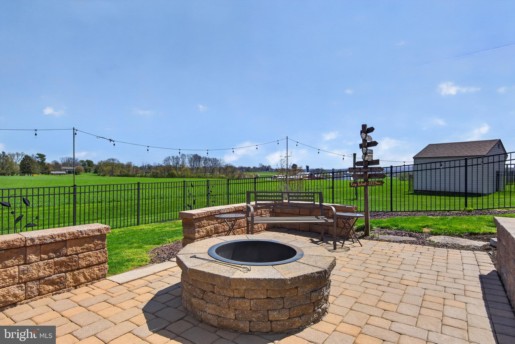 CHATHAM COMMONS - Residential