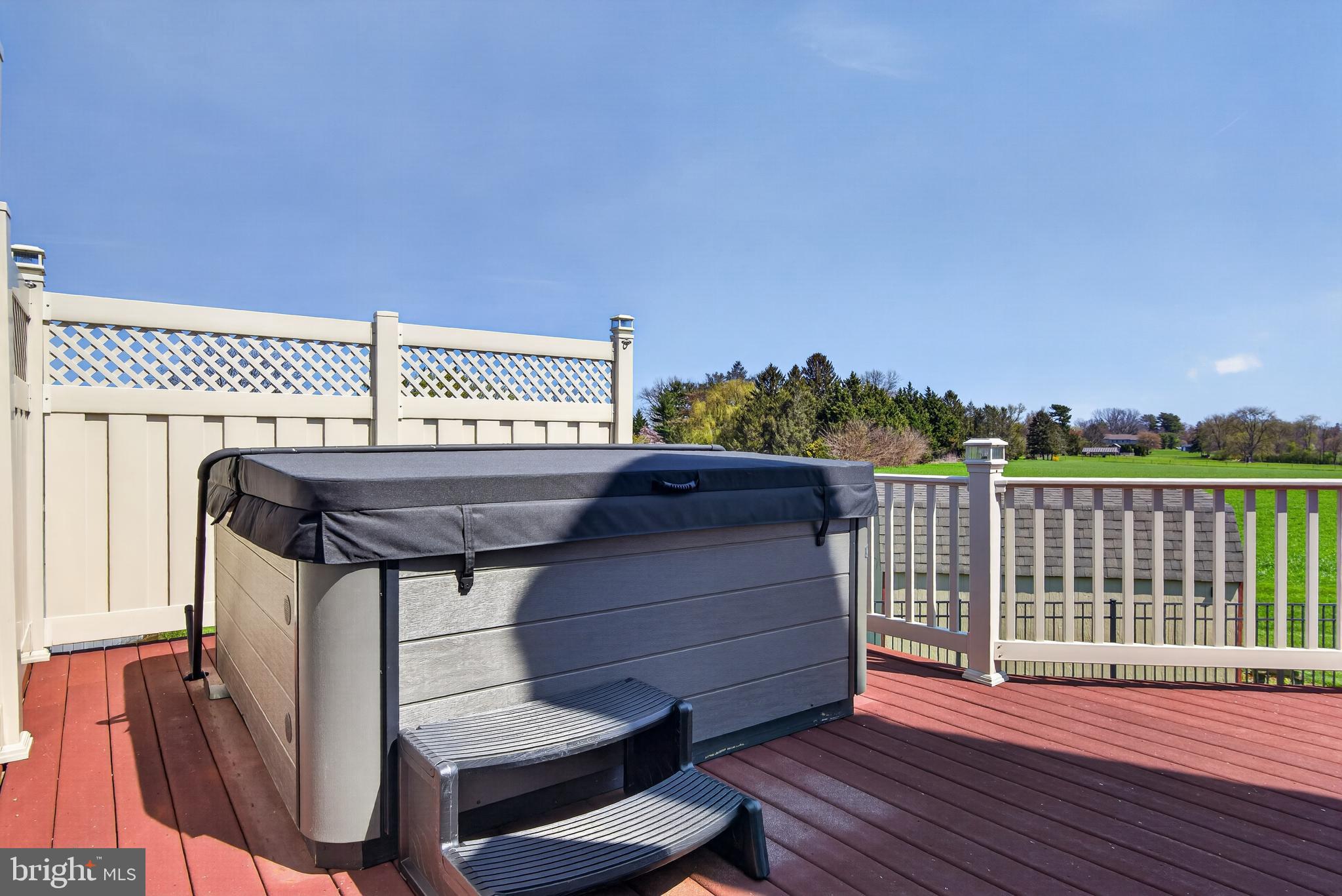 CHATHAM COMMONS - Residential