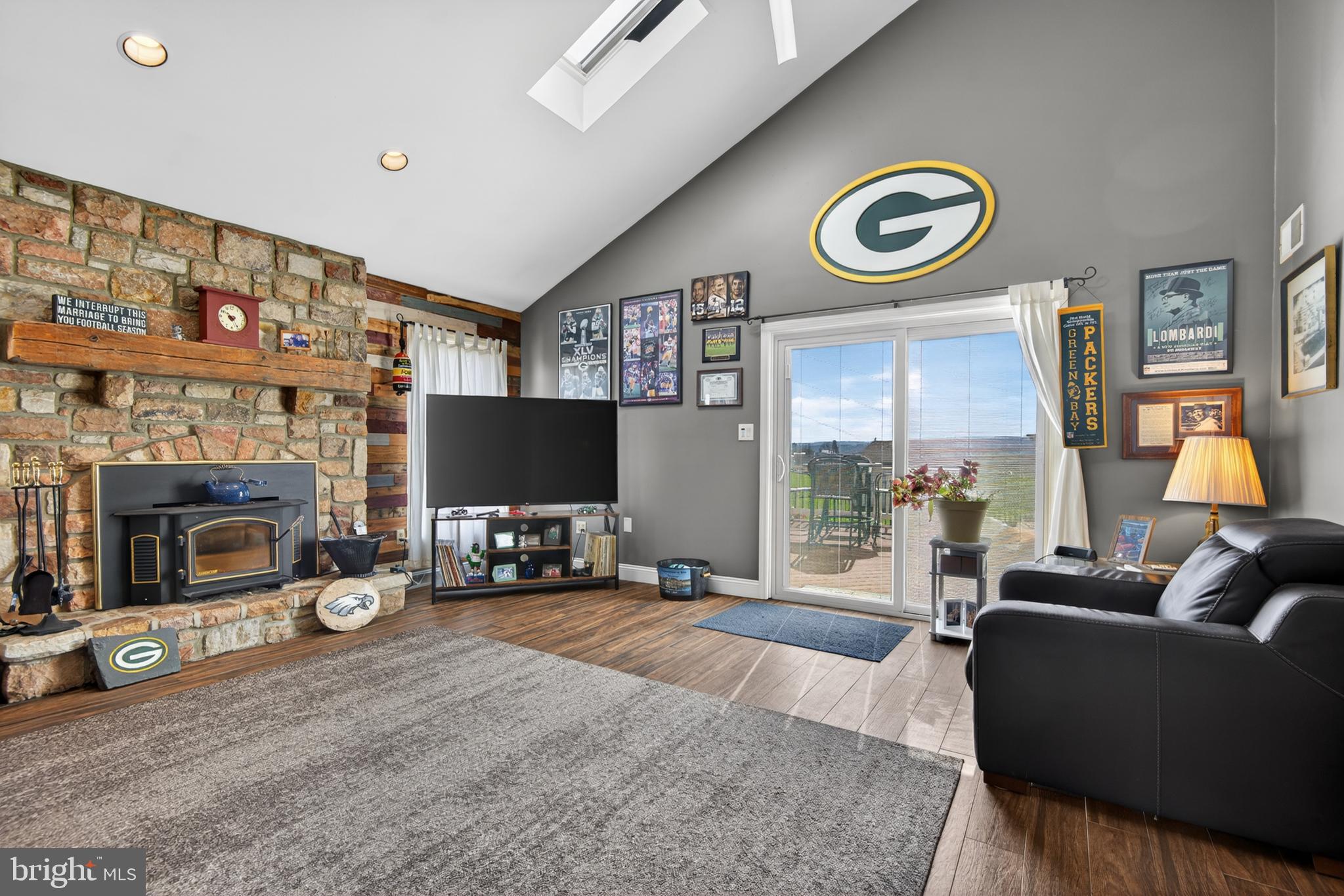 CHATHAM COMMONS - Residential