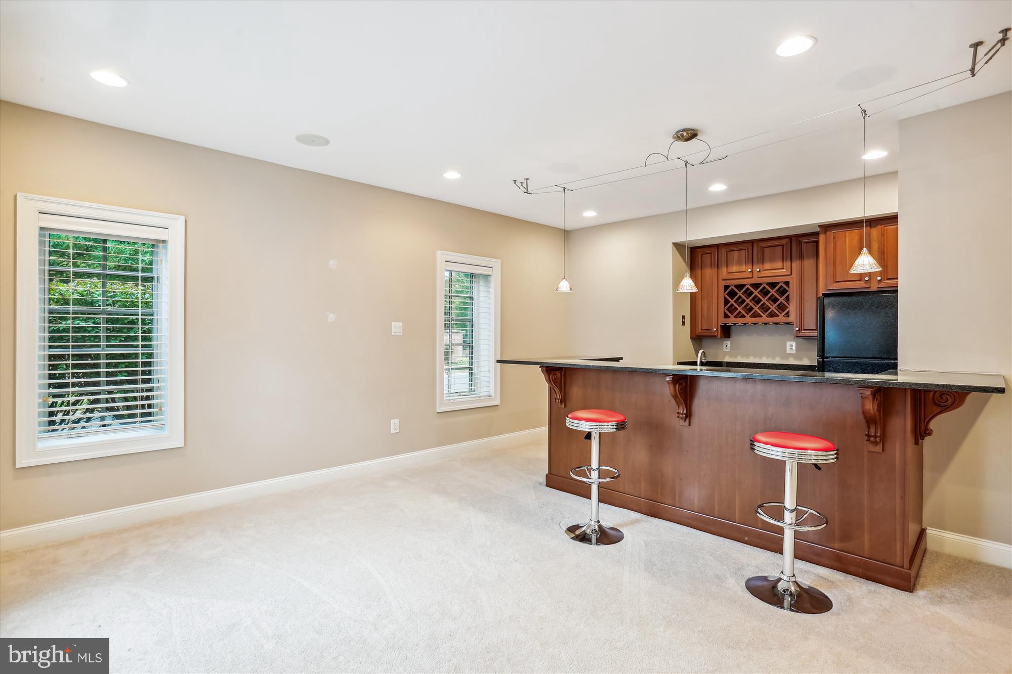 OAKS AT NORTH BETHESDA - Residential