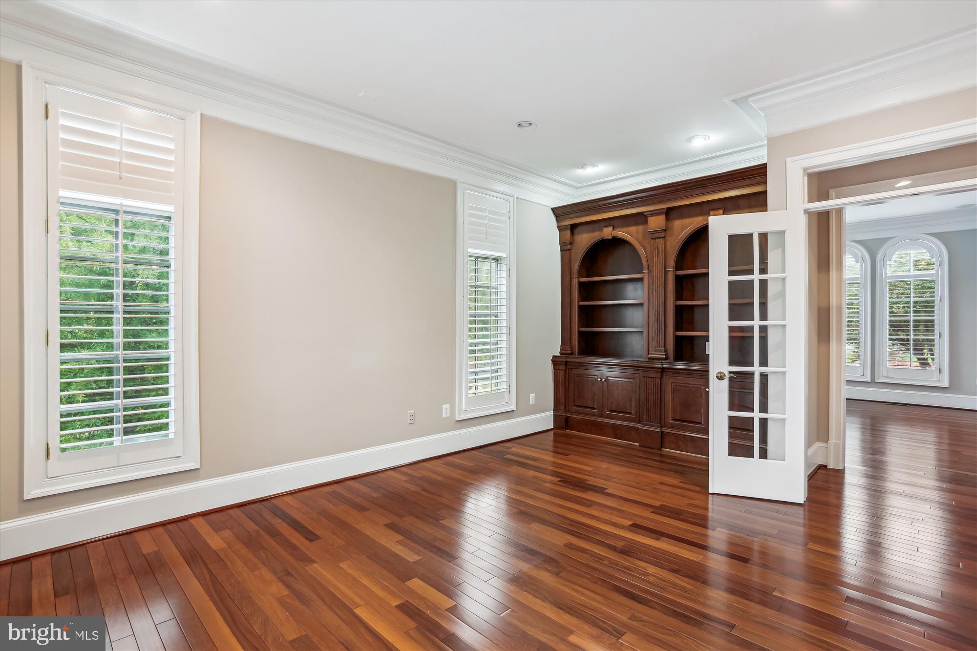OAKS AT NORTH BETHESDA - Residential