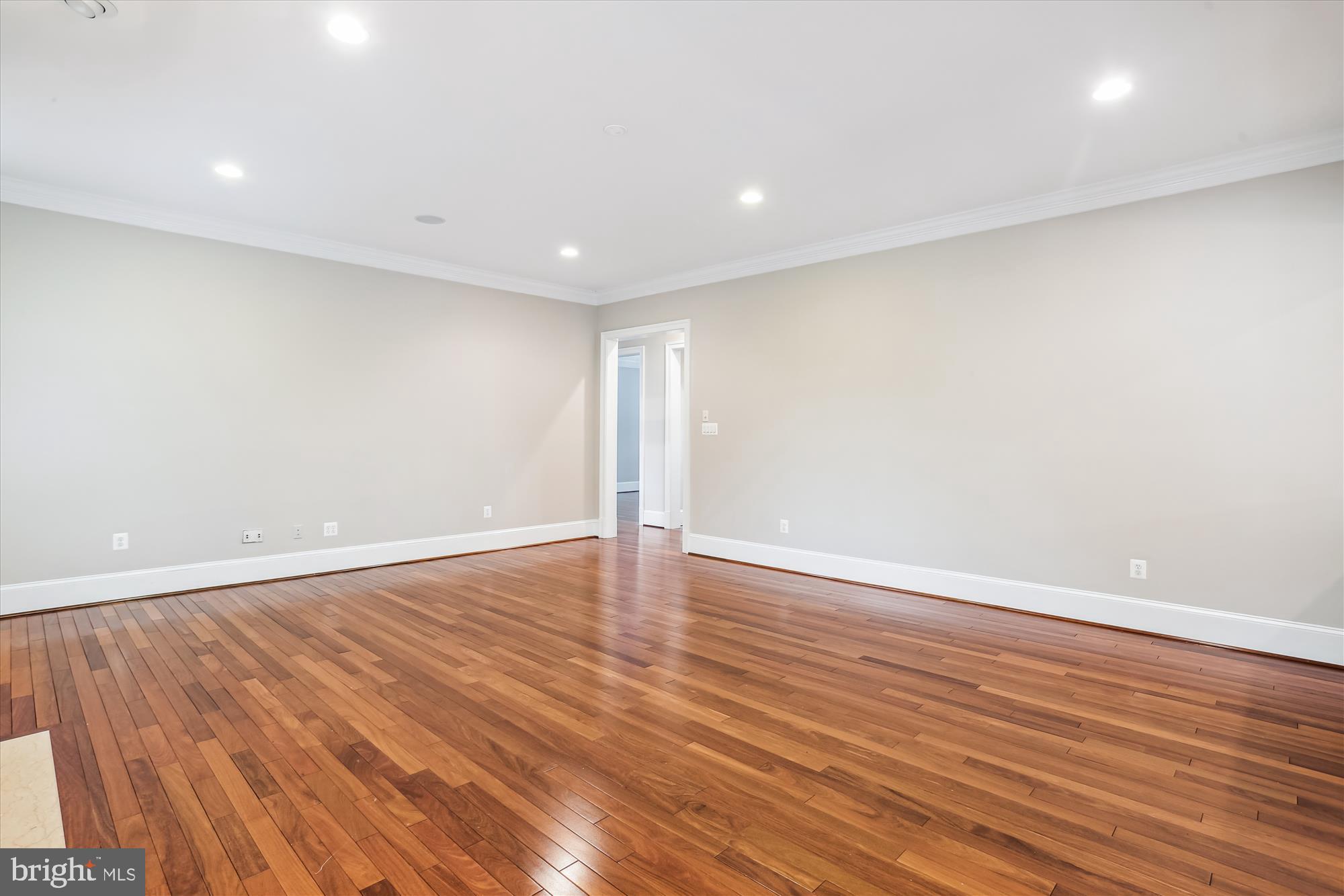 OAKS AT NORTH BETHESDA - Residential